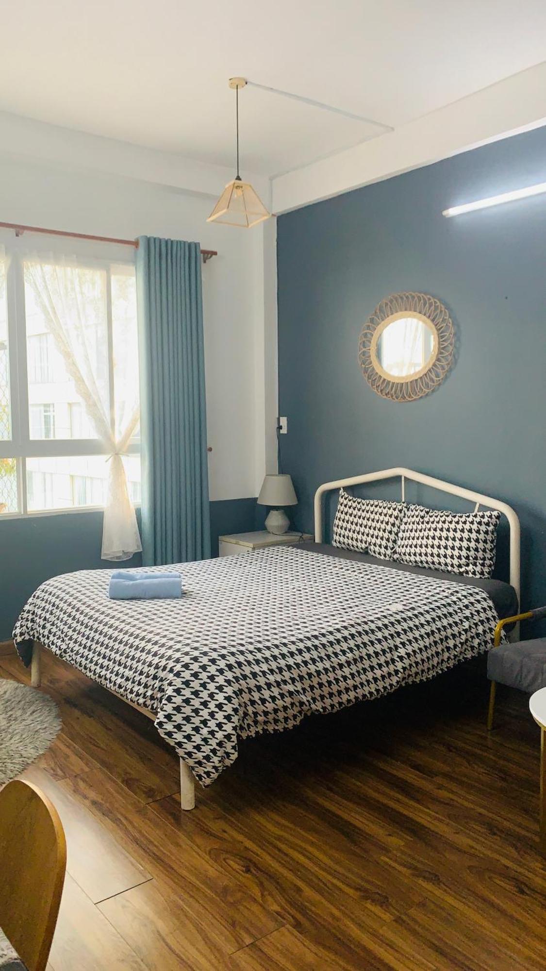 1967 Apartment