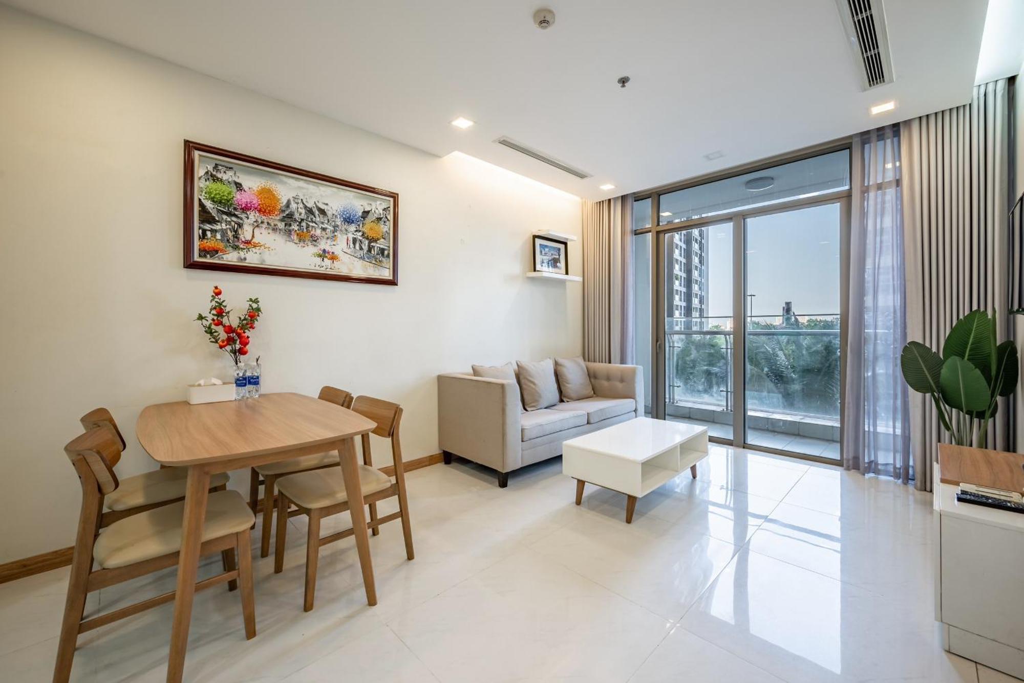 Luxury At Vinhomes Park * Bandar Ho Chi Minh