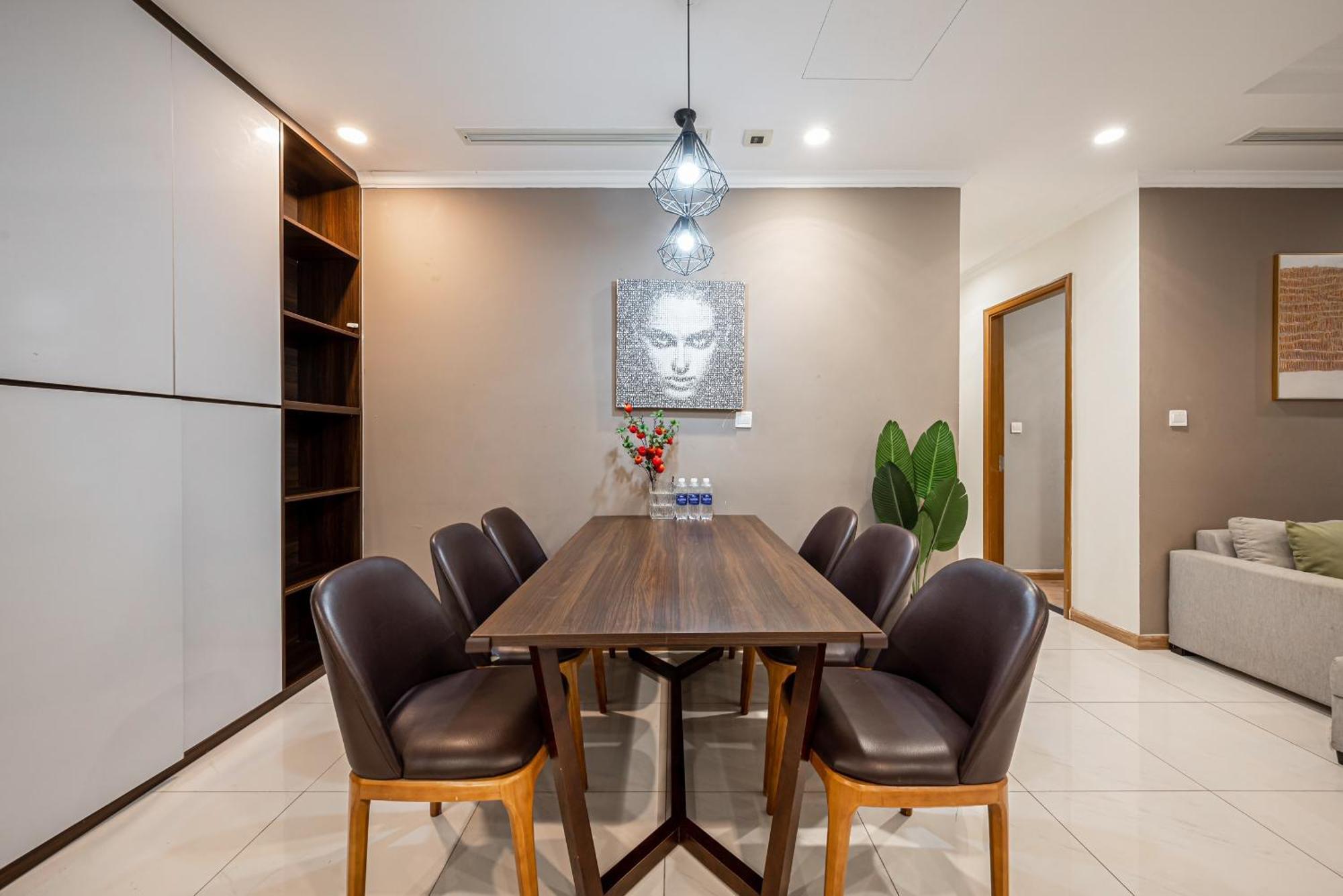Pangsapuri Luxury At Vinhomes Park *