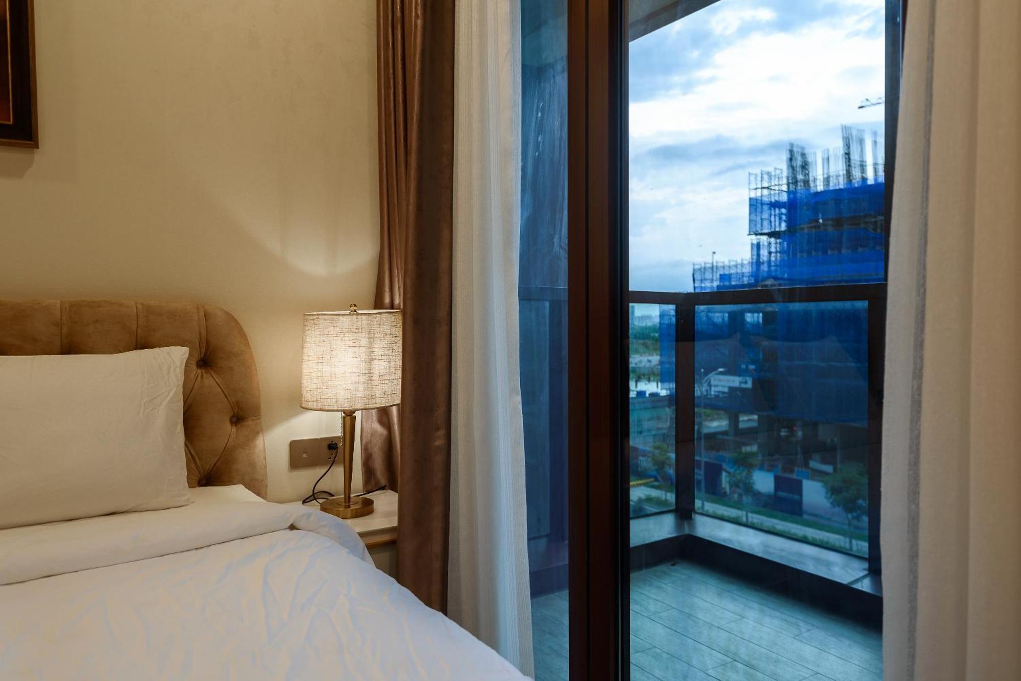Apartment The Metropole Saigon Residences