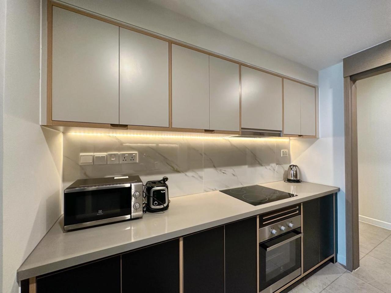 Luxury 3br 6br D1mension & Zenity In District 1 Freepoolsaunagym * Bandar Ho Chi Minh