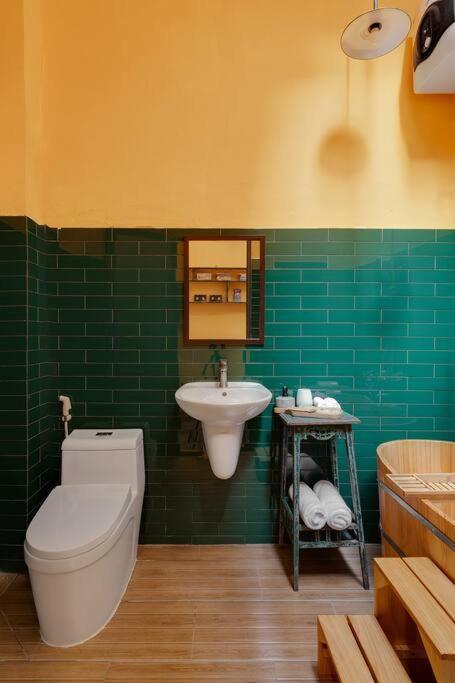 Ben Thanh Vietnamese Cultural House By Ssens Homes Nhà nghỉ