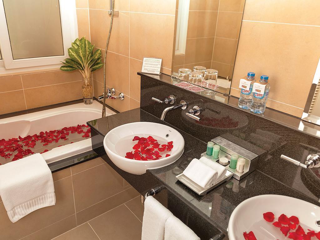 Catina Saigon Hotel 3*