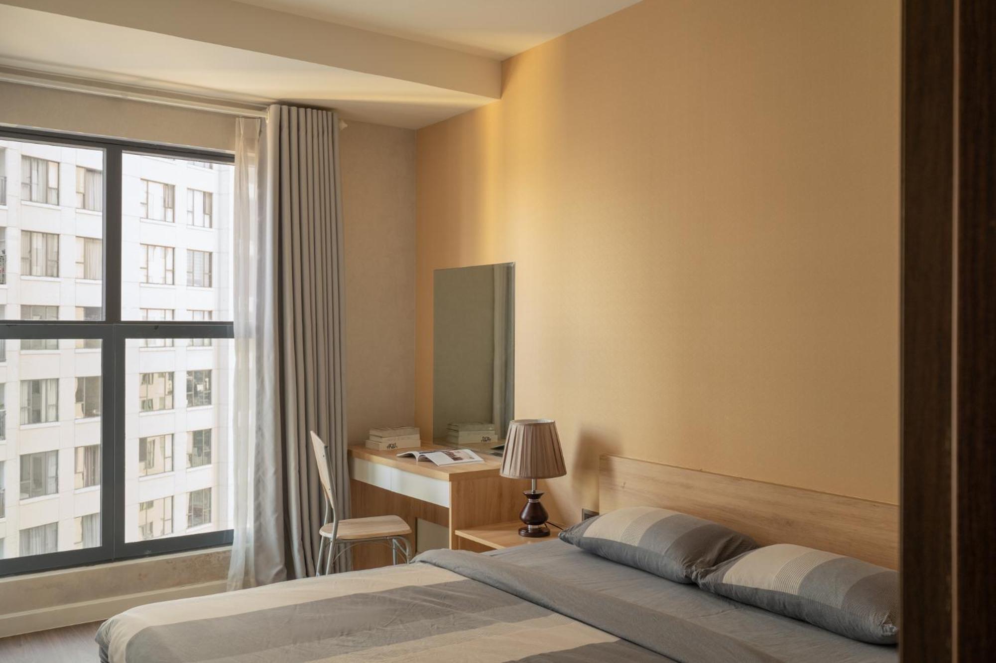 Apartment Lynh Saigon D4 *