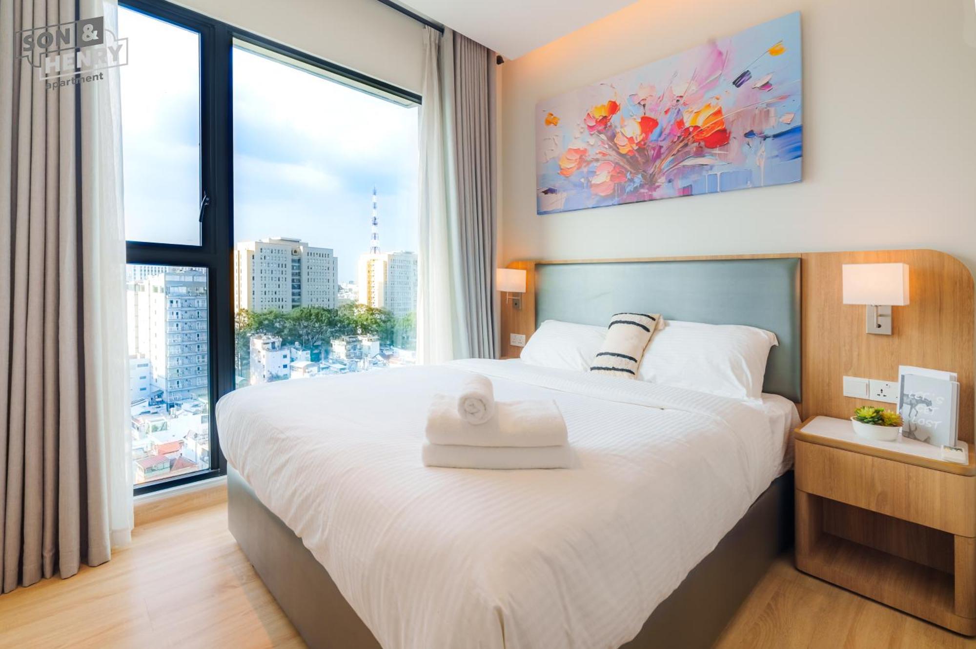 Son&henry Zenity District 1 * Ho Chi Minh City