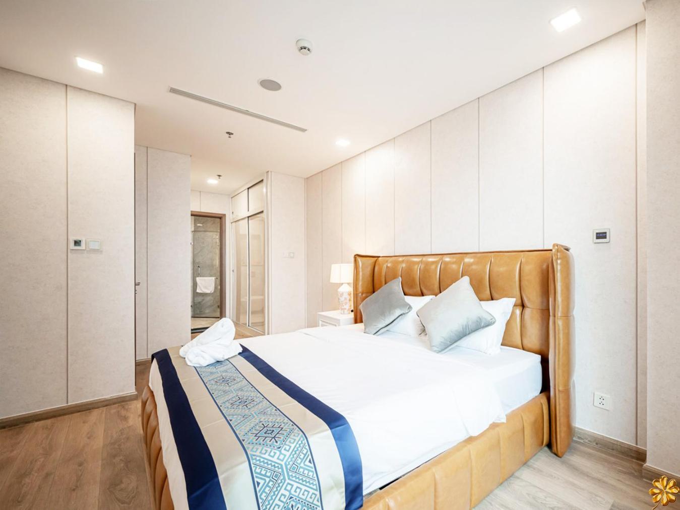 Apartment Landmark 81 Royal Luxury - Vinhome Park
