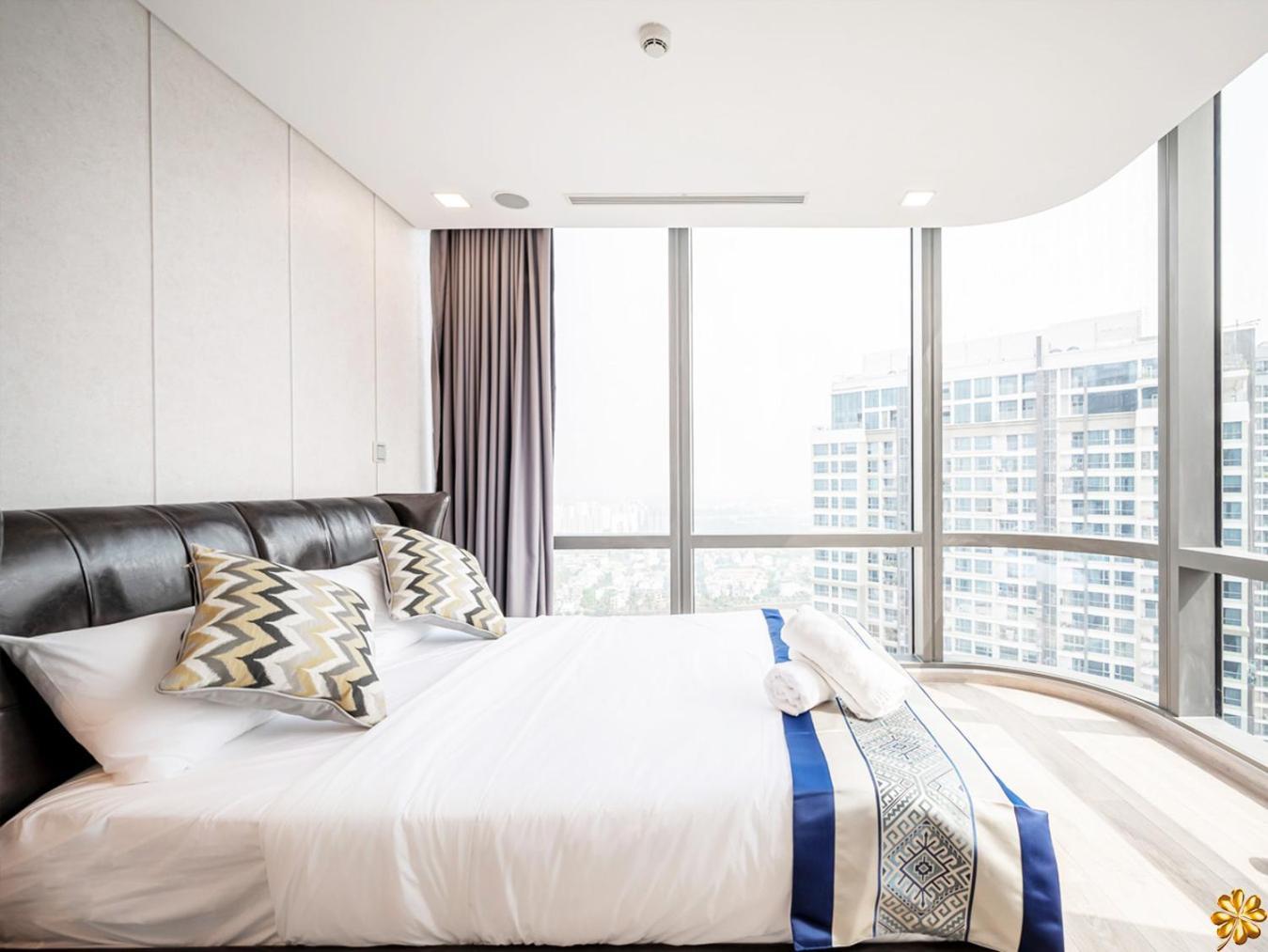 Landmark 81 Royal Luxury - Vinhome Park Apartment *