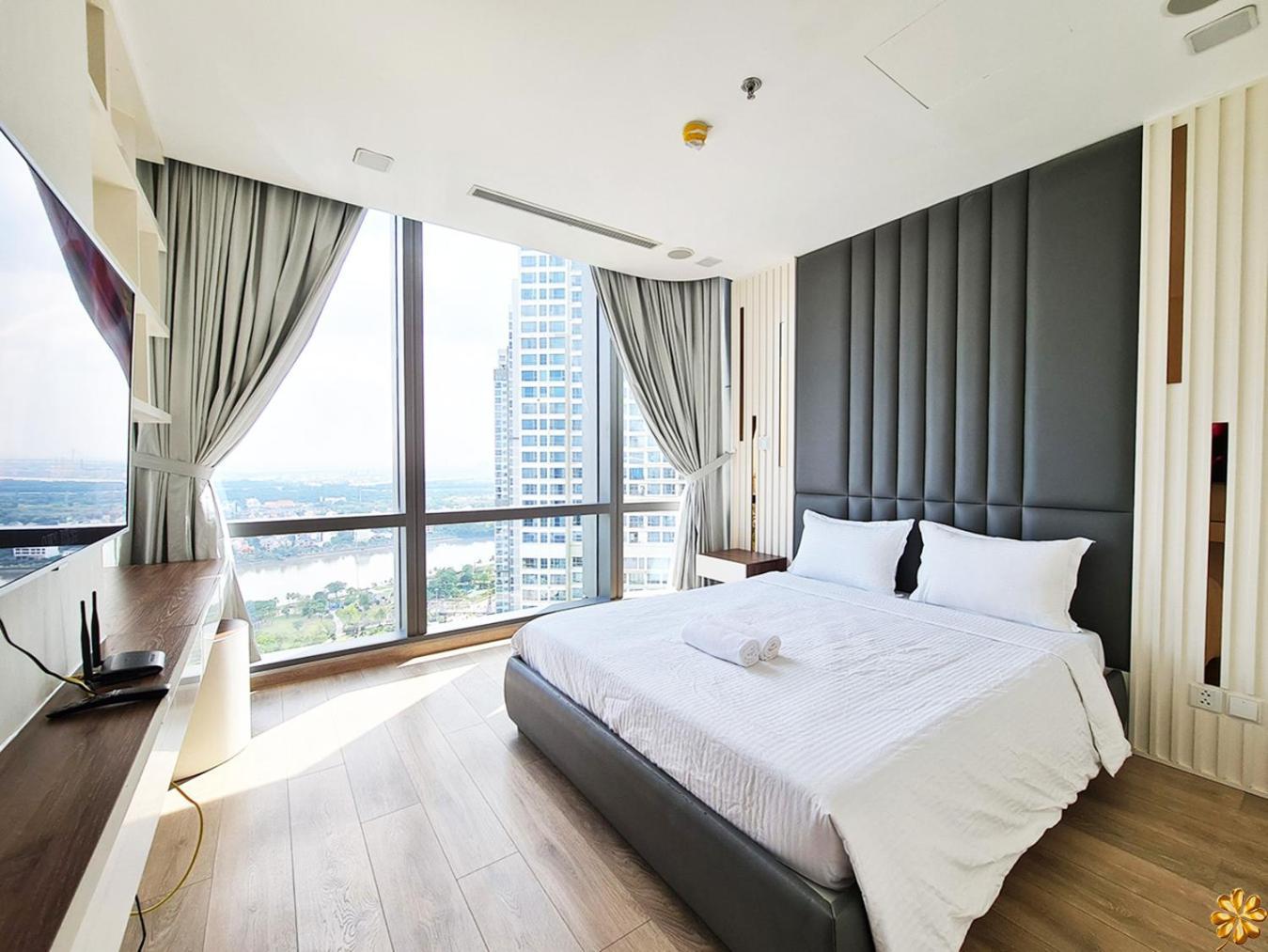 Apartment Landmark 81 Royal Luxury - Vinhome Park Ho Chi Minh City