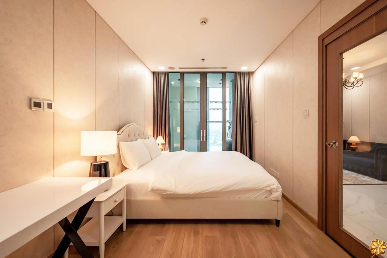 Landmark 81 Royal Luxury - Vinhome Park Apartment *