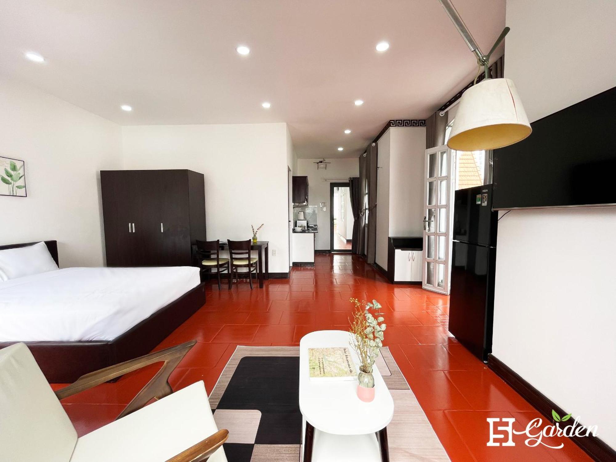 5h Garden Hotel 3*