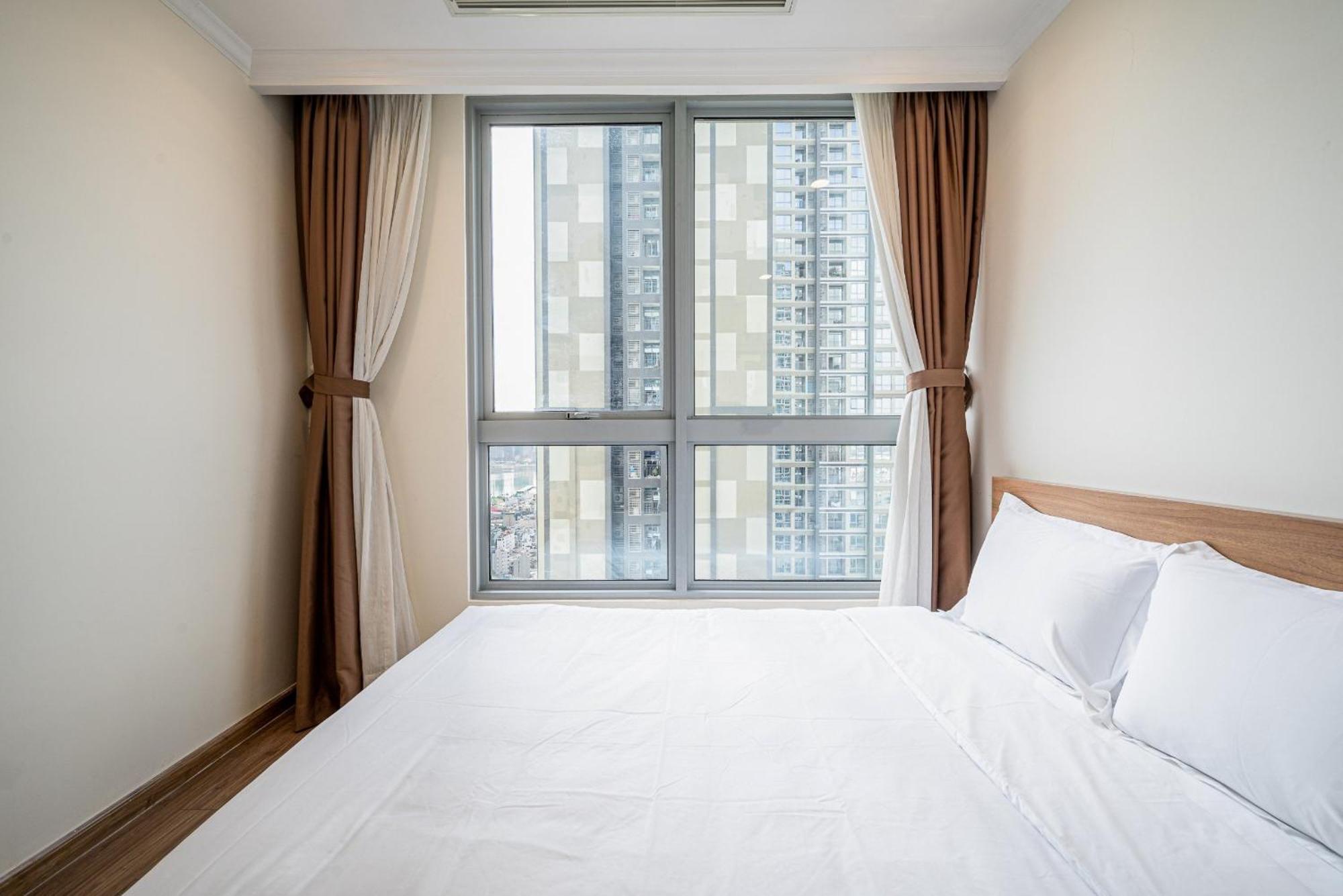 Luxury At Vinhomes Park Pangsapuri