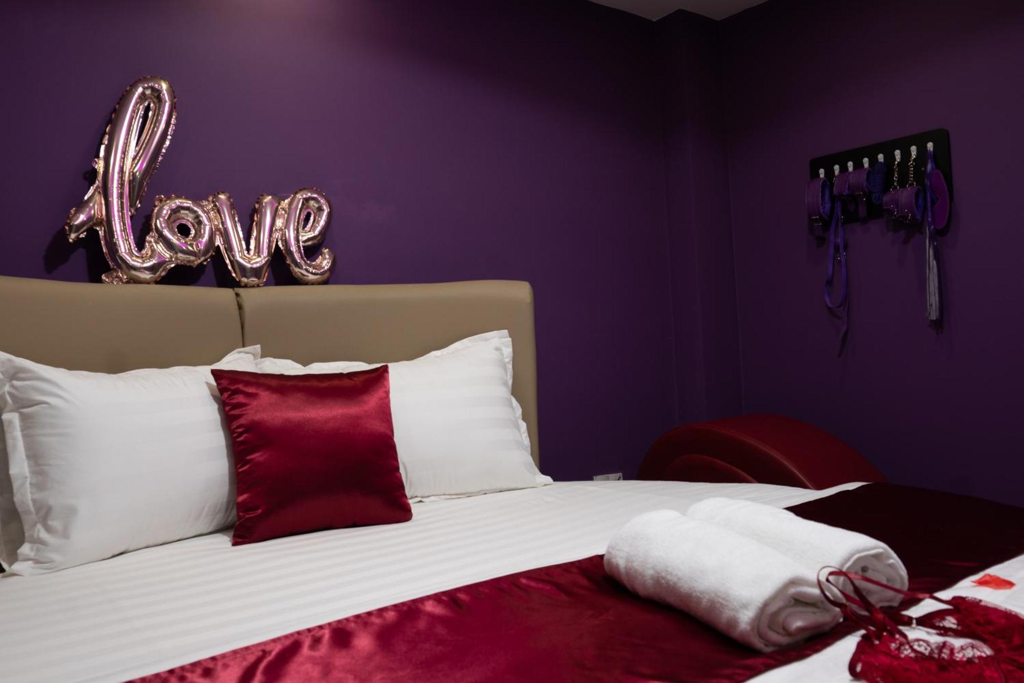 Hotel Eros *