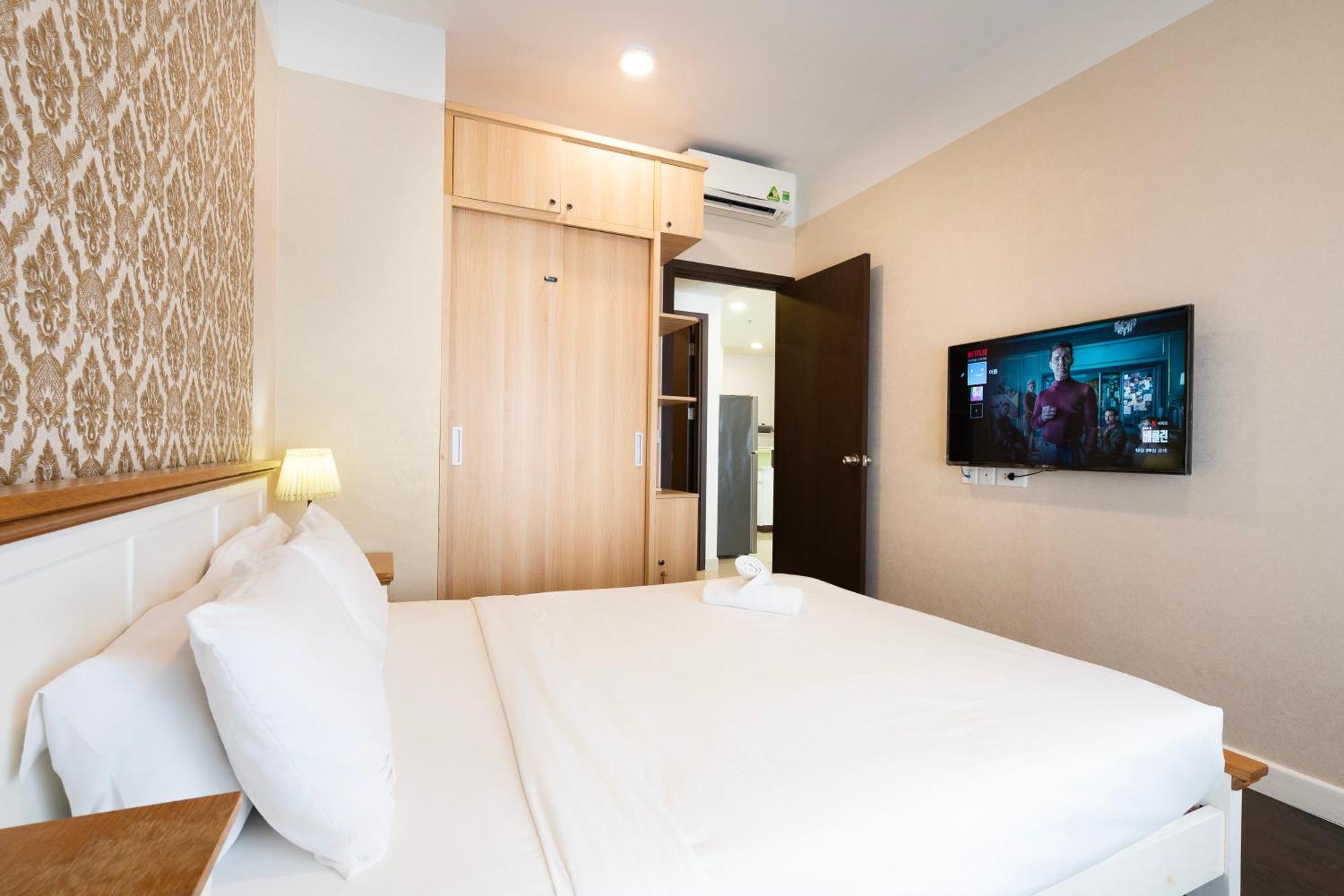 Tresor Apartments#center#poolgym Free Accept 25 Nights Above Ho Chi Minh City