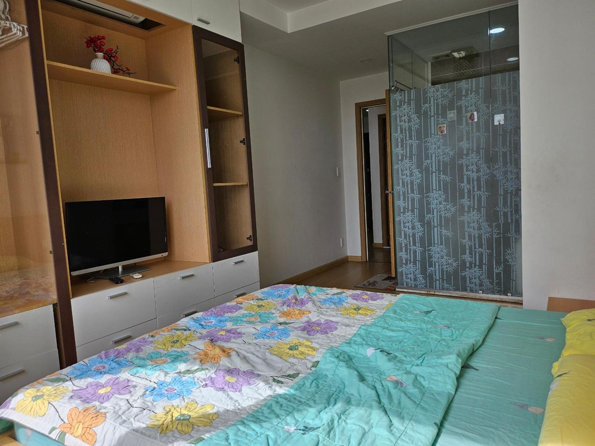 Apartment The Botanica Tan Binh Tan Son Nhat Airport 2br Ho Chi Minh City