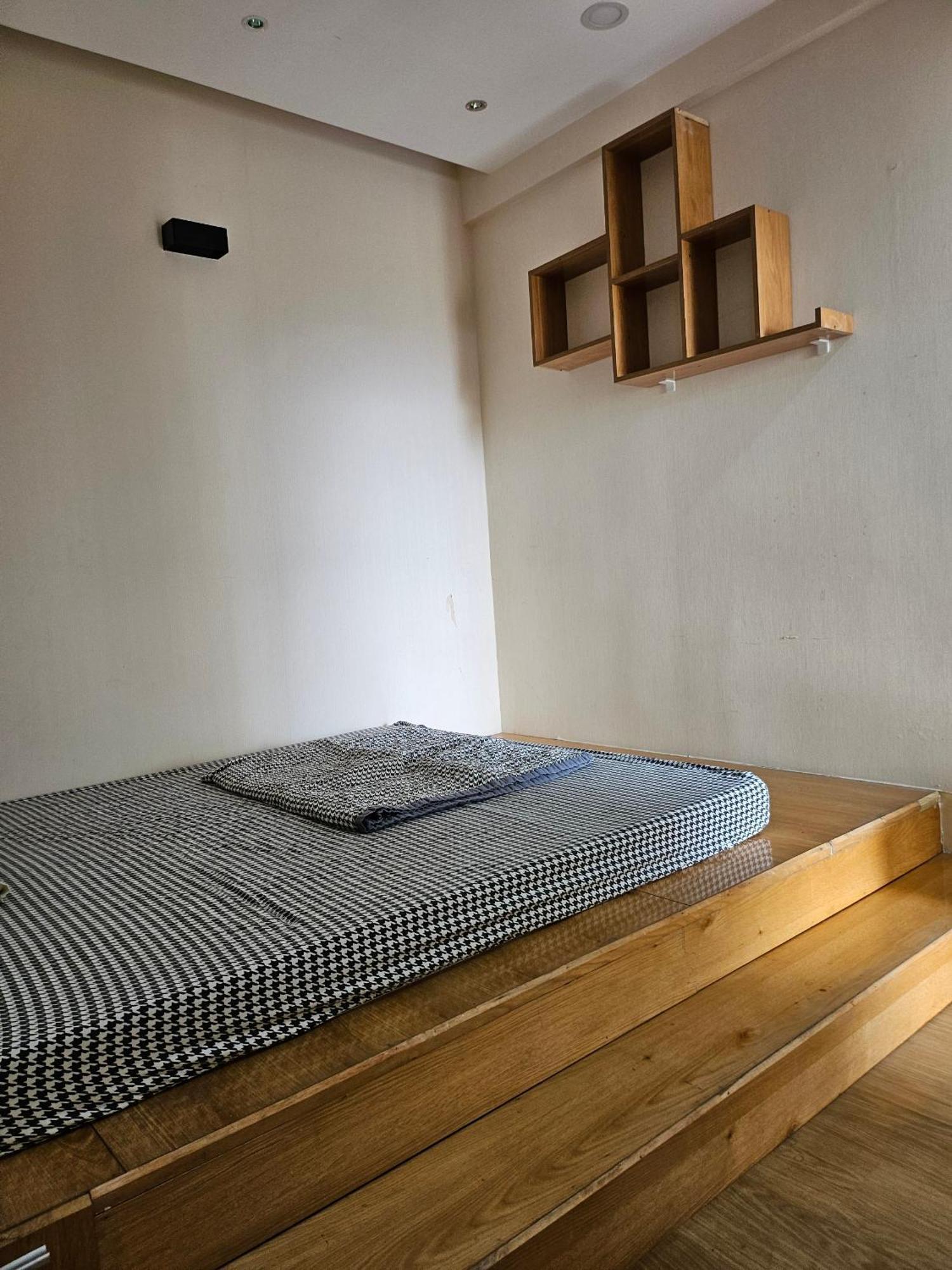 Apartment The Botanica Tan Binh Tan Son Nhat Airport 2br *