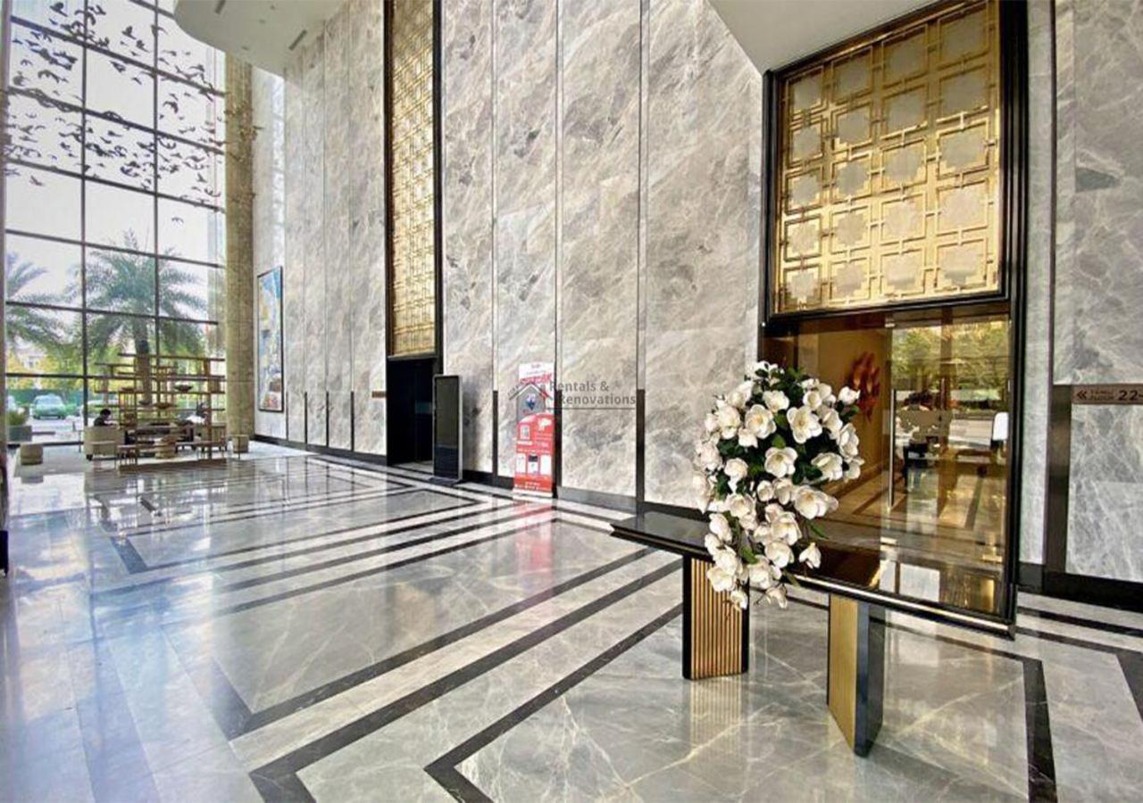 Apartment Landmark 81 Luxury Apartments: Iconic Skyscraper Living *