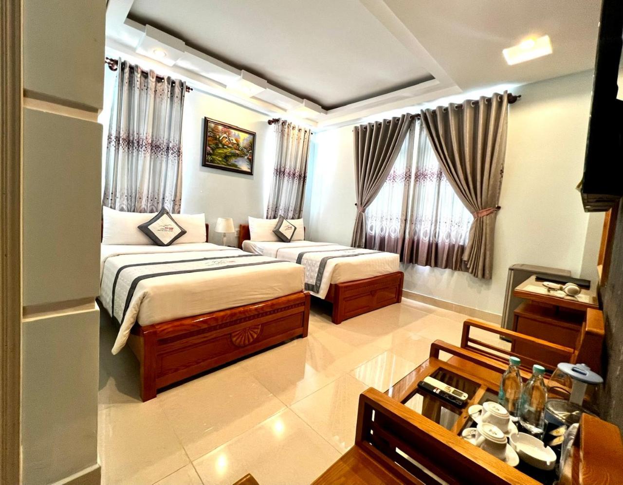 Yen Nam Nguyen Trong Tuyen 3* Ho Chi Minh City