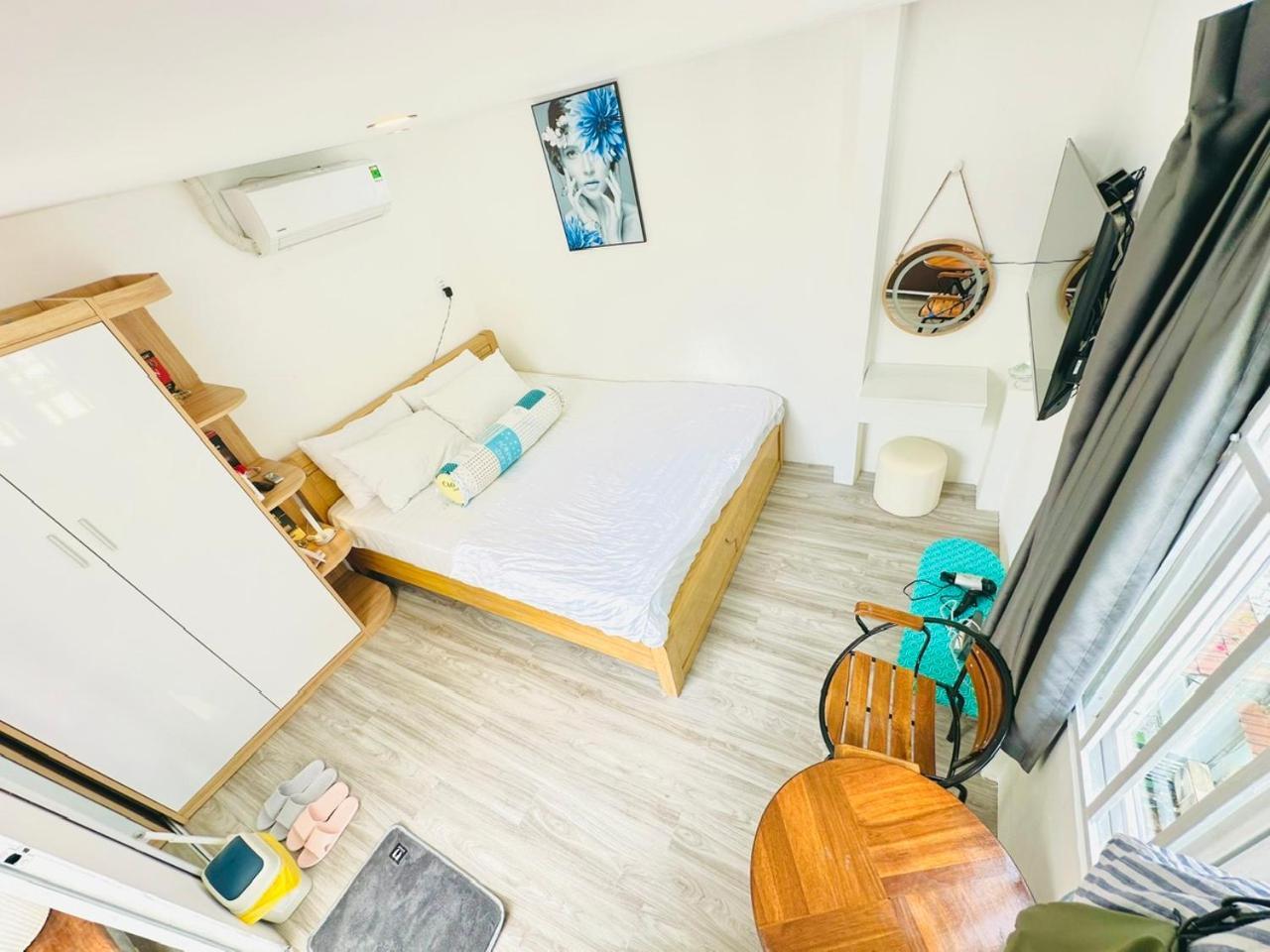 Spacious Penthouse Private Rooftop In D1 Hcmc Apartment *