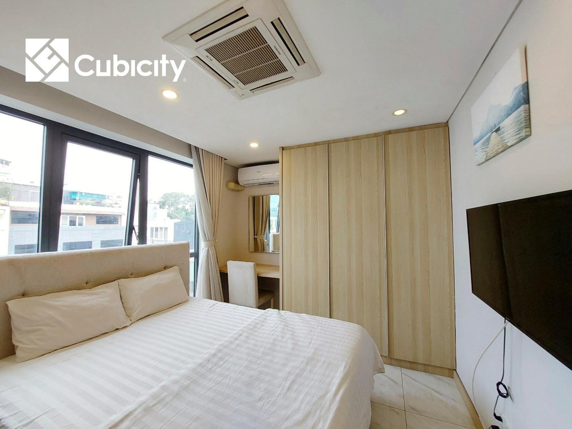 Cubicity Hidden House Apartment