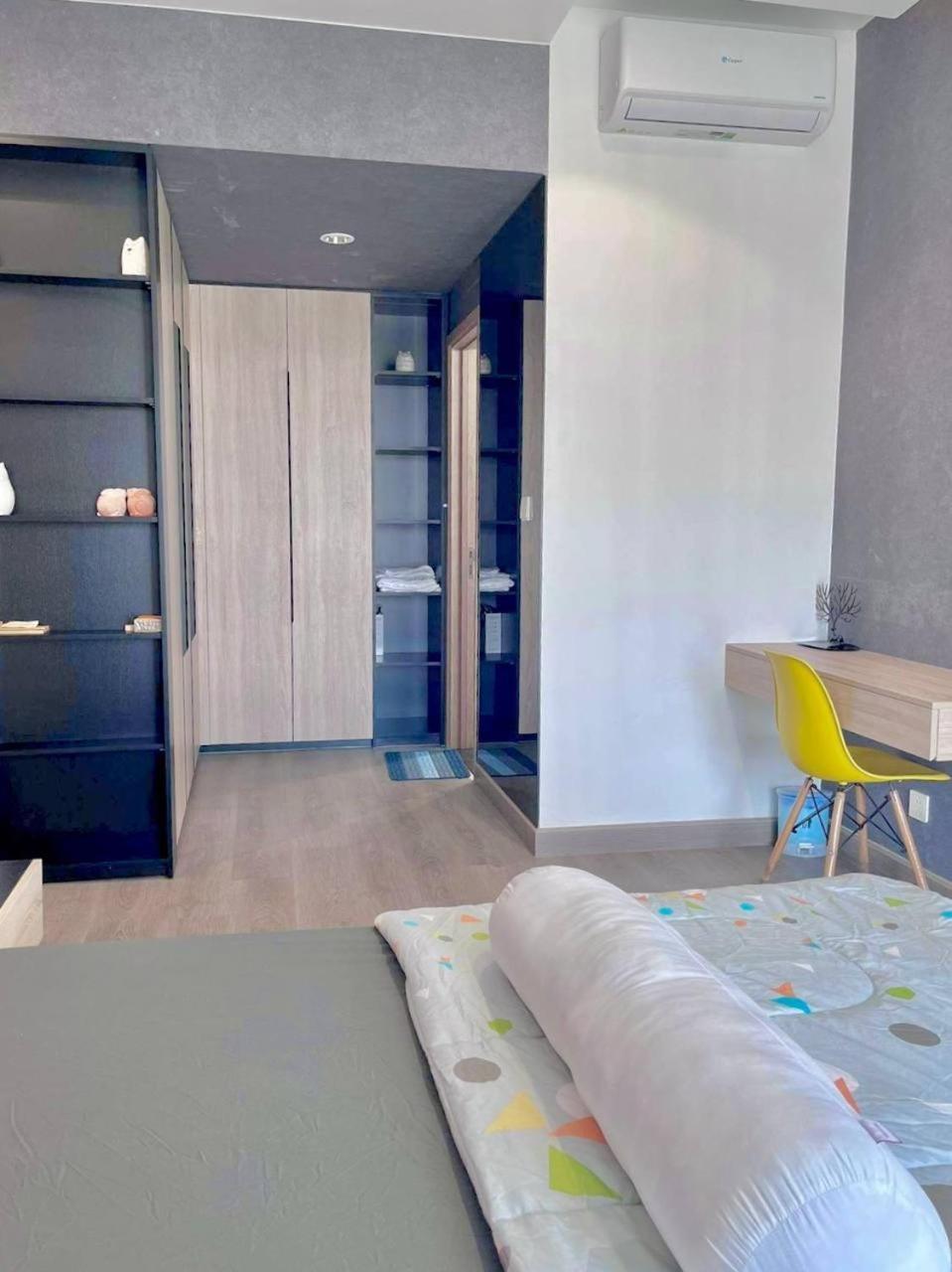 Cho Thue Ho 3pn2wc 117m2 Diamond Alnata Celadon Tan Phu * Ho Chi Minh City