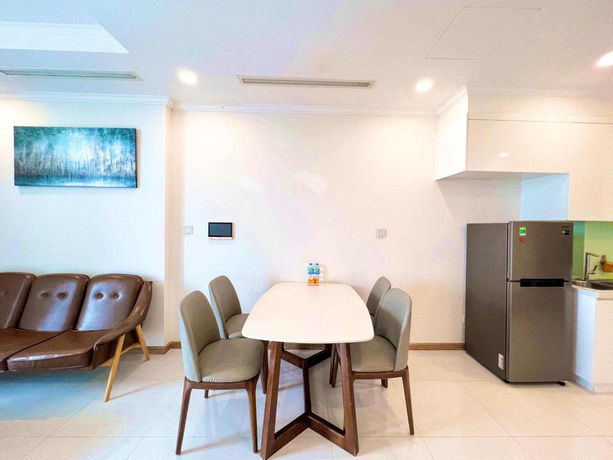 Ho Vinhomes Park- Citylights Apartment *