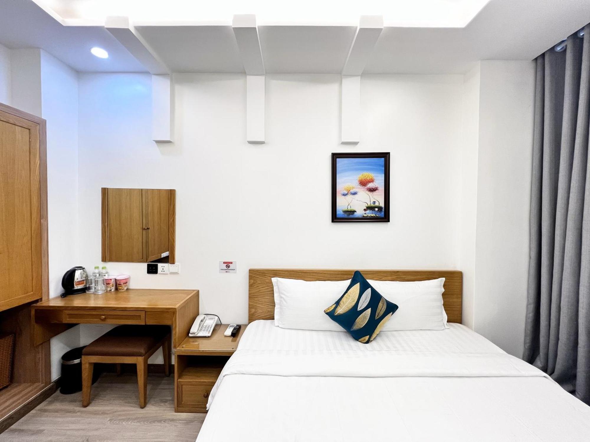 Sao Mai Hotel 2*