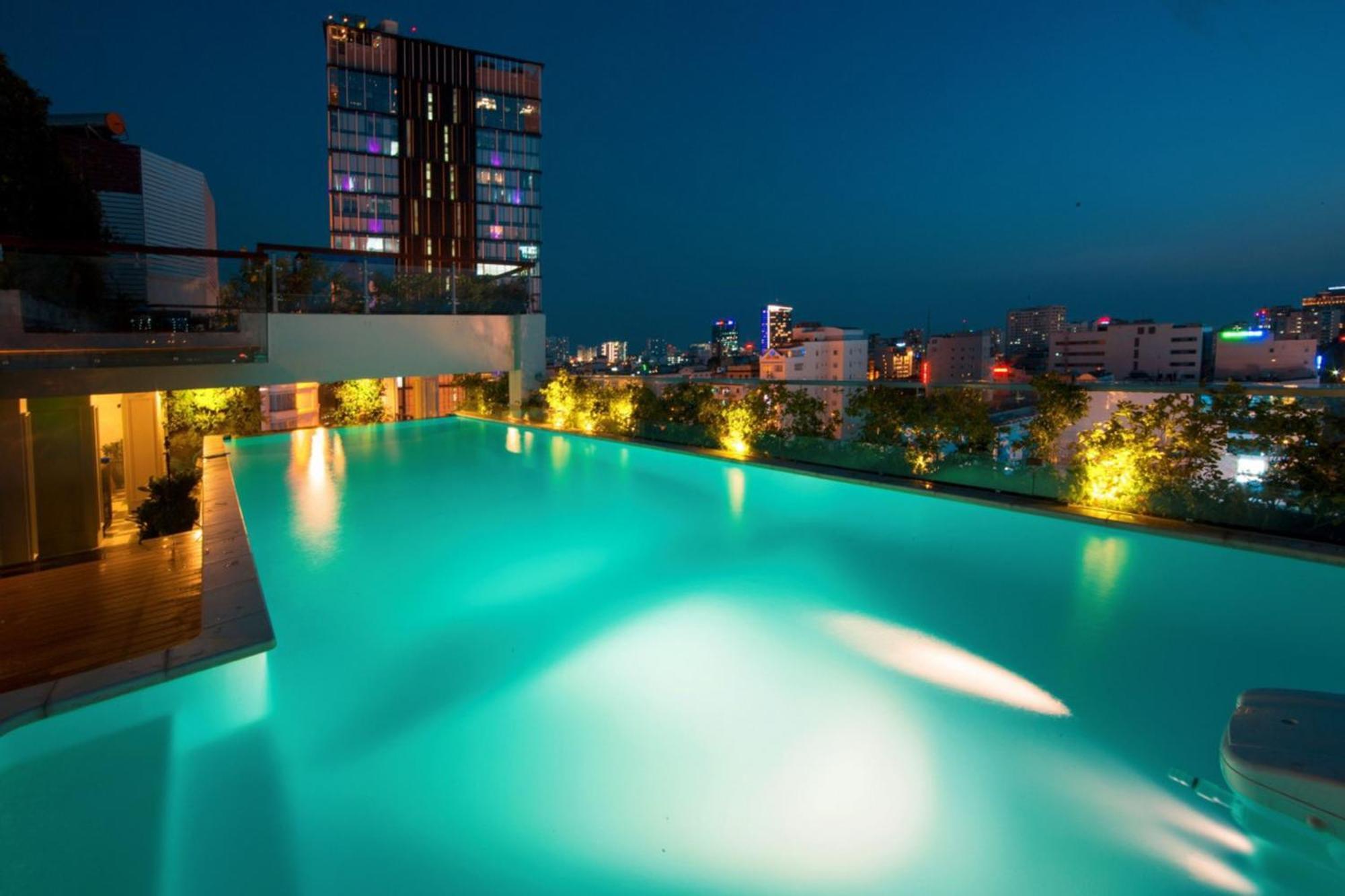 Hotel Alagon & 4*