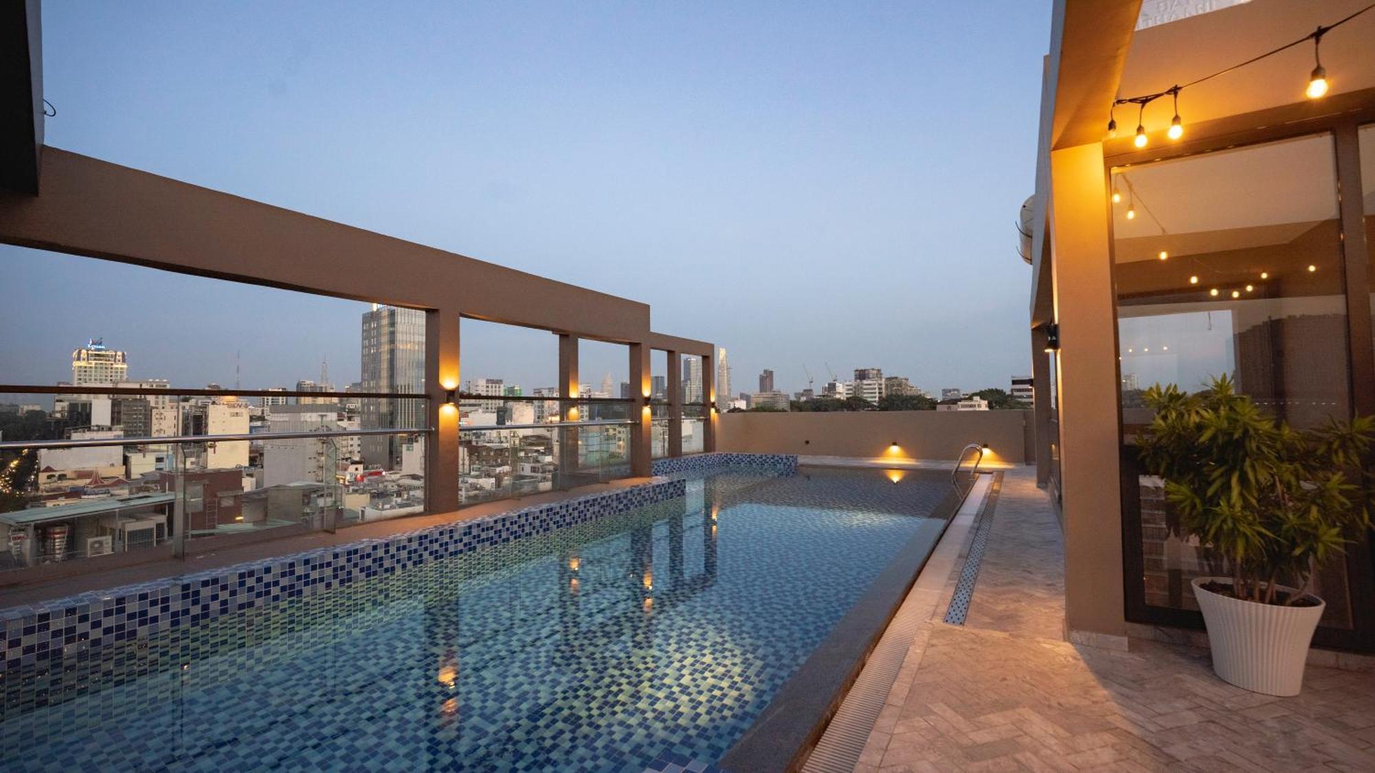 Celine Living - Aparthotel