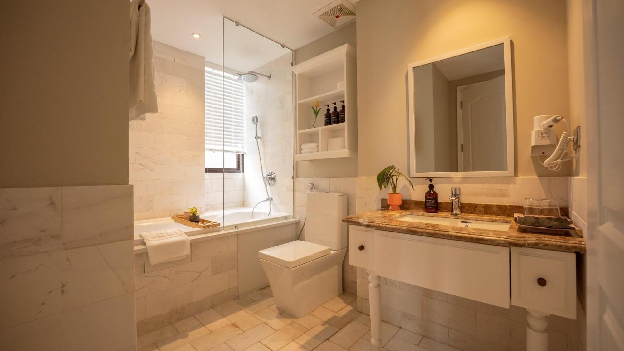Celine Living - Aparthotel *