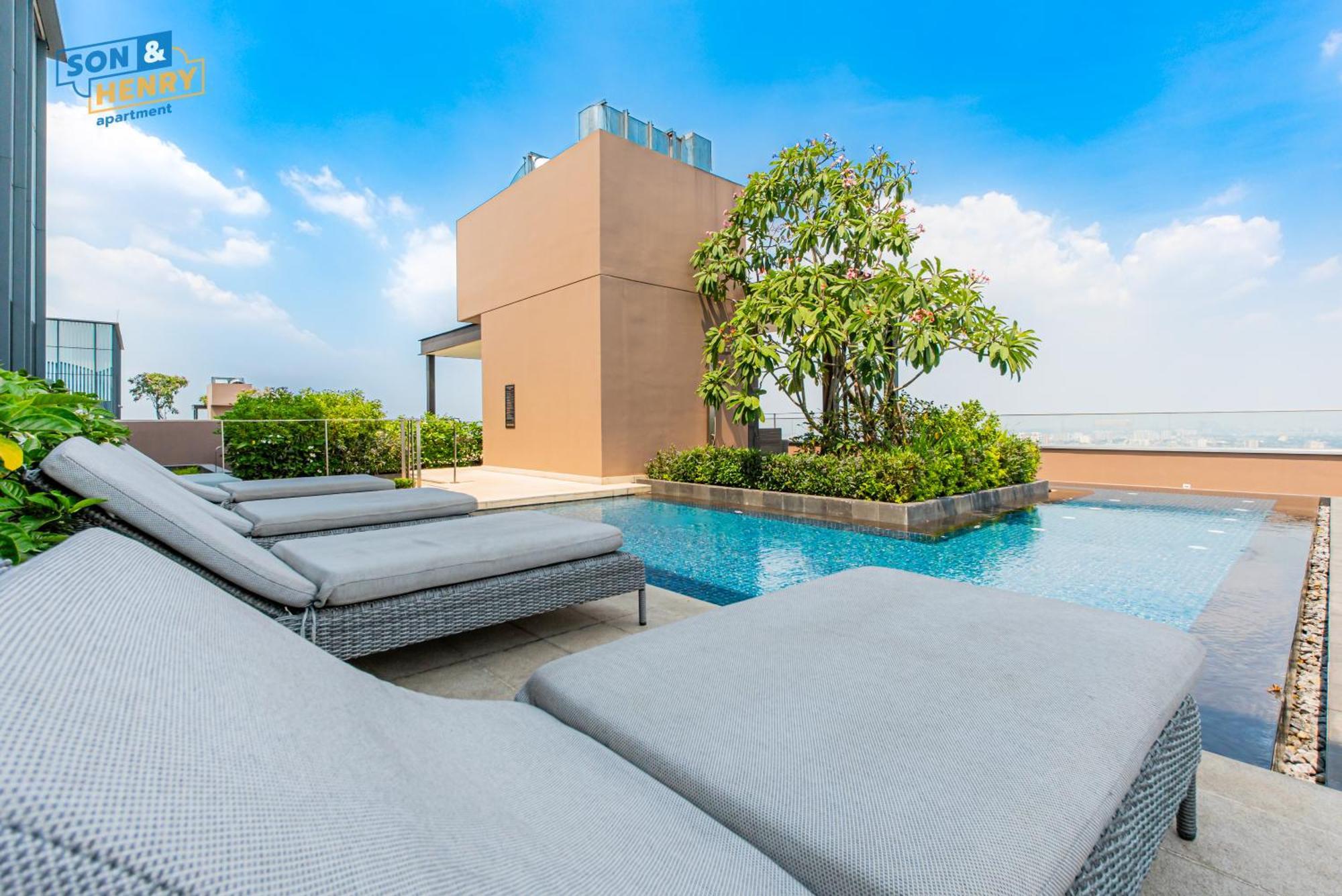 The Marq Luxury Dist 1