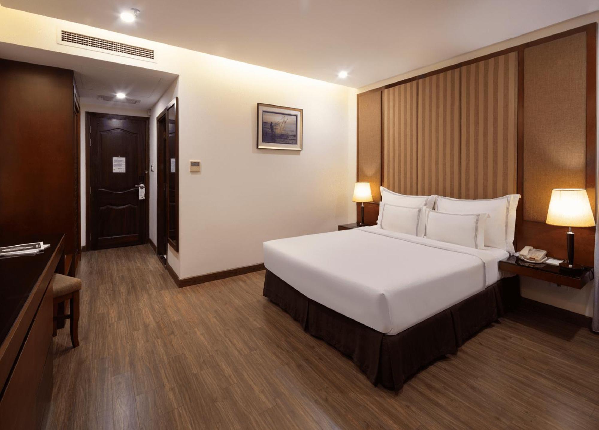 Hotel Paragon Saigon