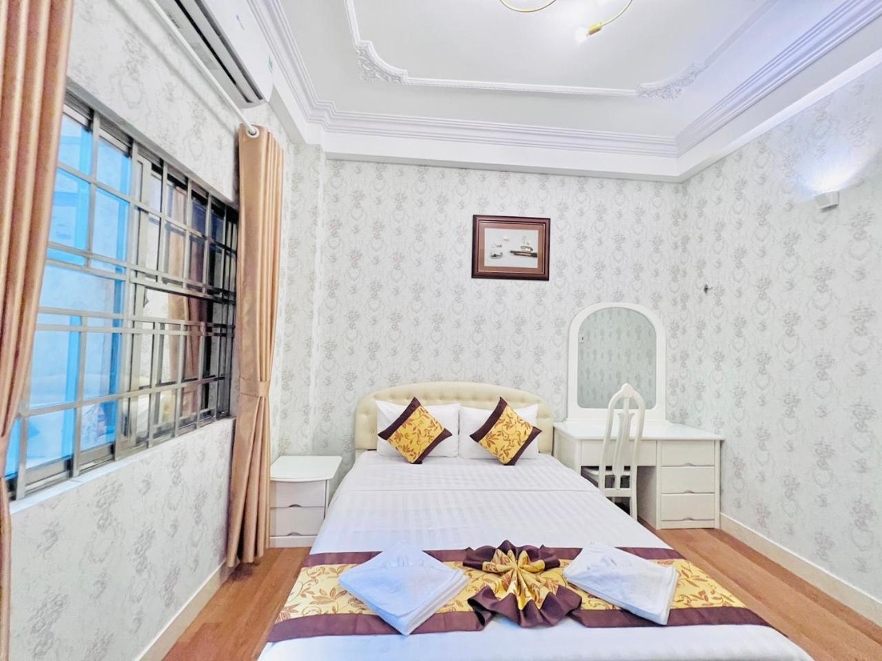 Hotel Truc Huyen 2*