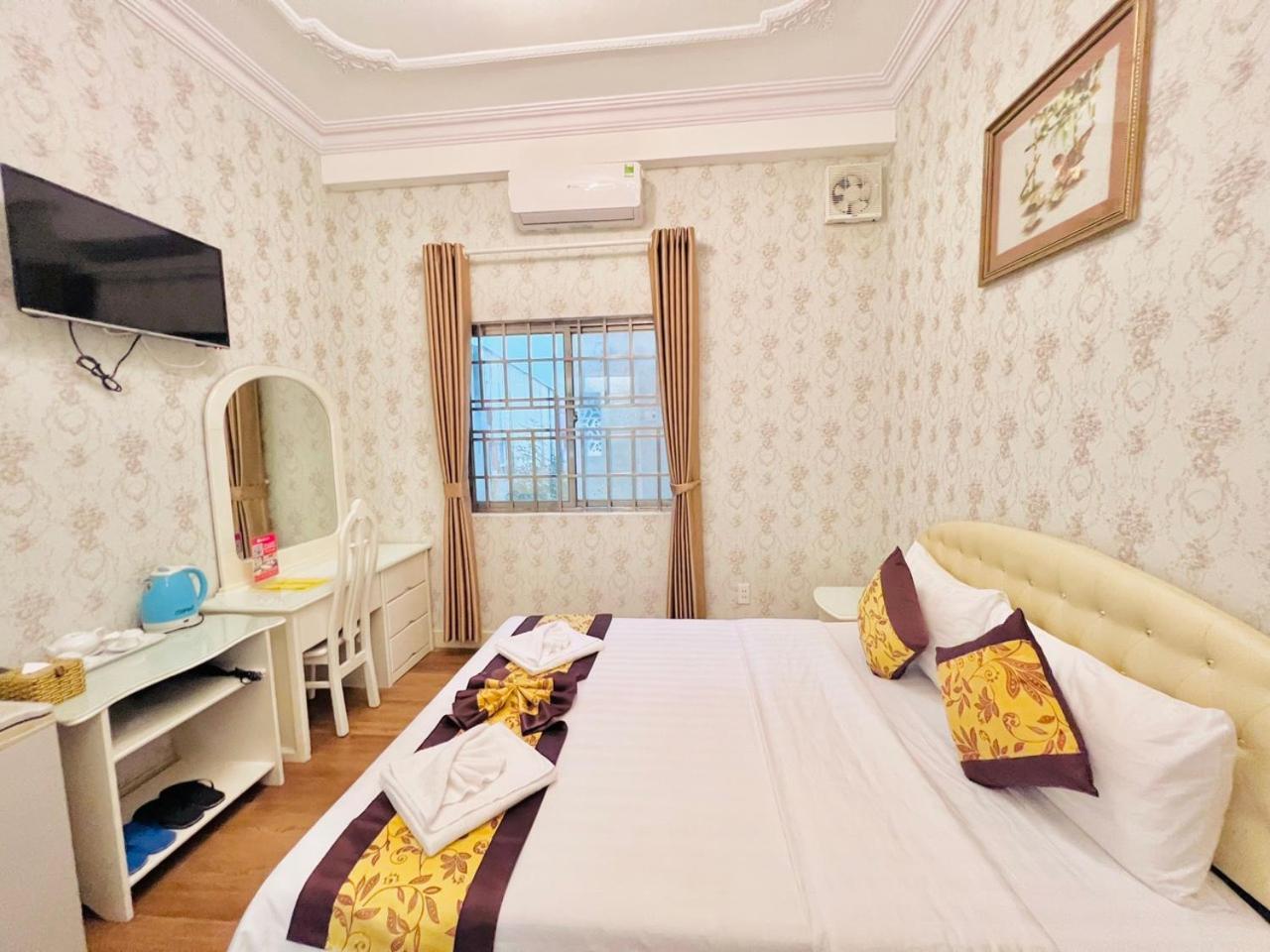 Hotel Truc Huyen Ho Chi Minh City