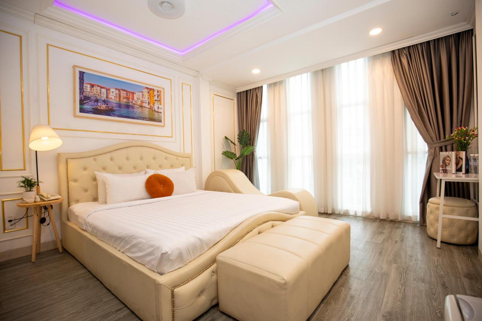 Quy Hung Hotel Central Ho Chi Minh City