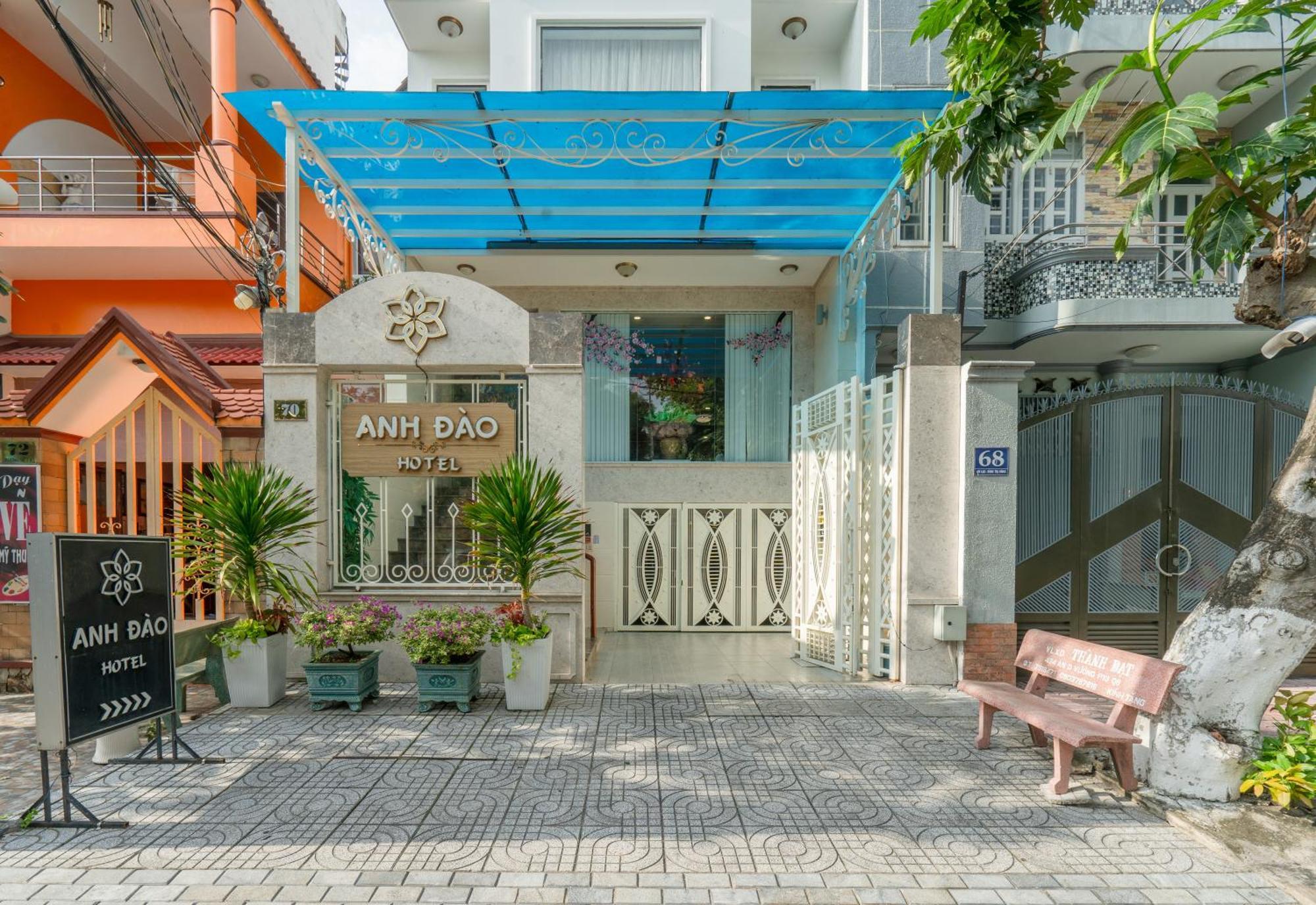 Anh Dao Hotel 2*