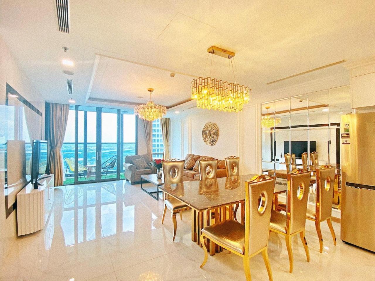 Landmark 81 - Airbnb Apartment Ho Chi Minh City
