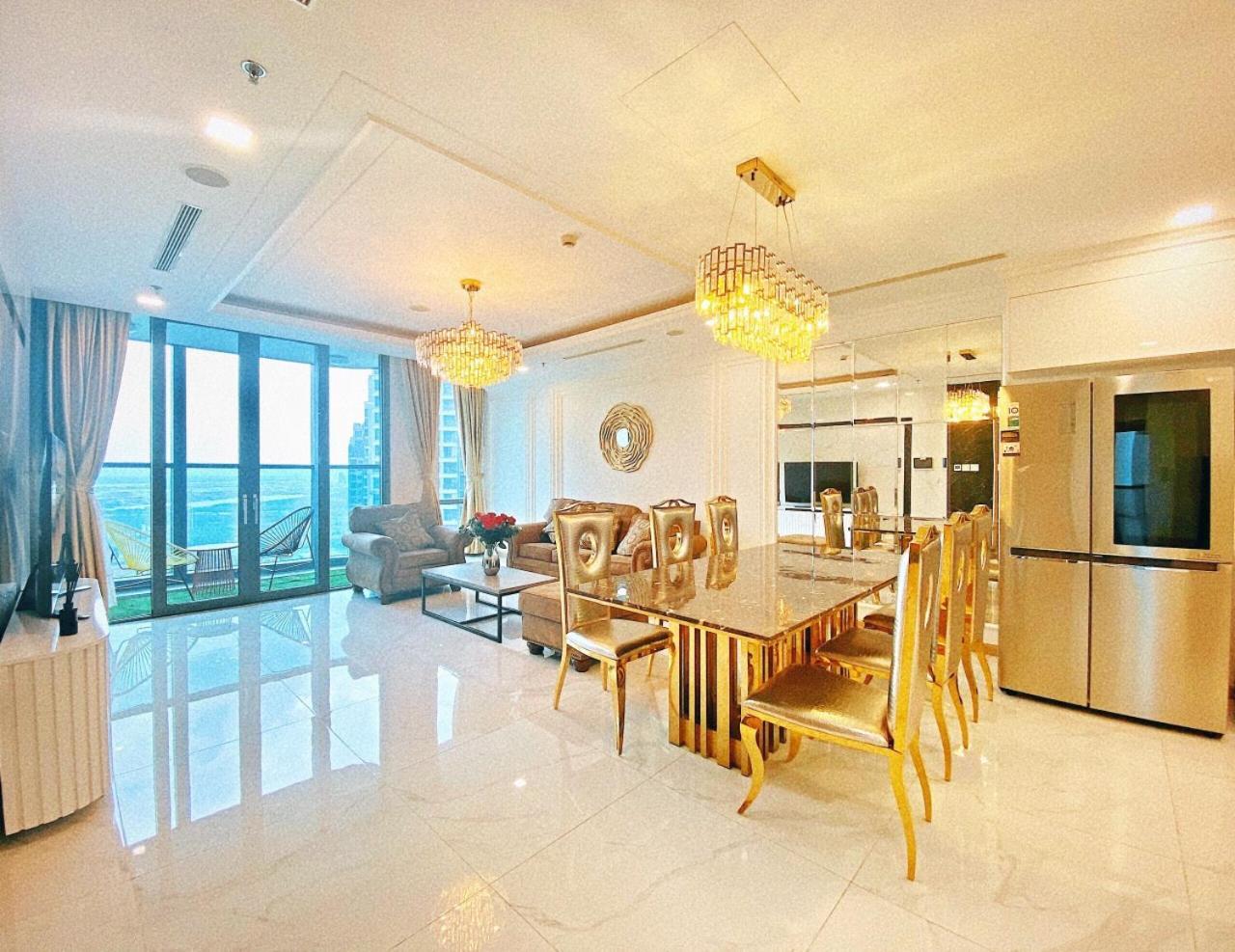 Landmark 81 - Airbnb Apartment