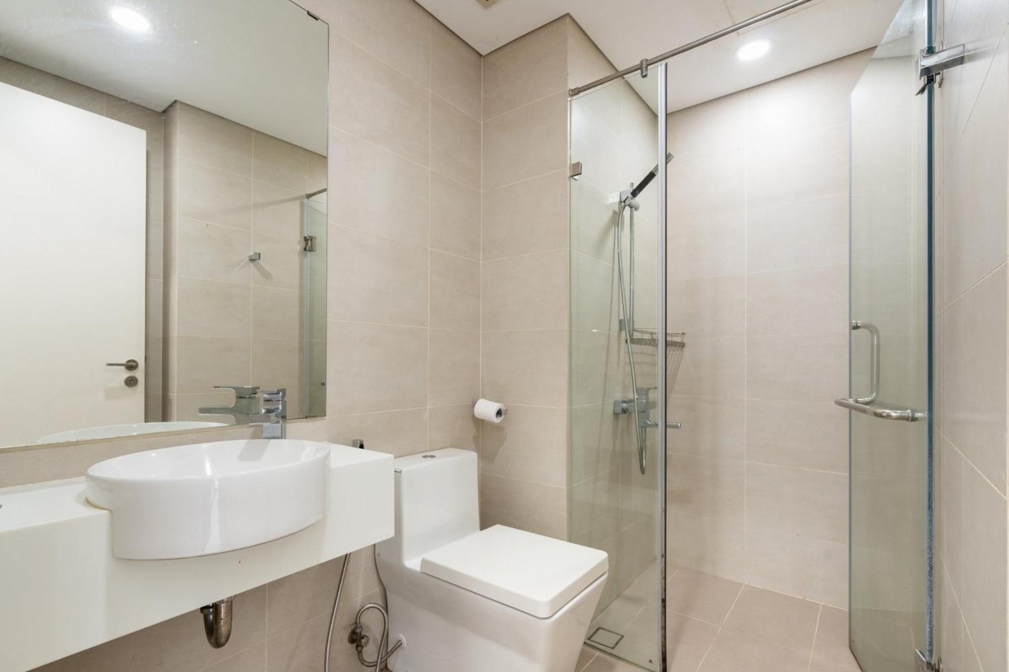 Rivergate Apartment *