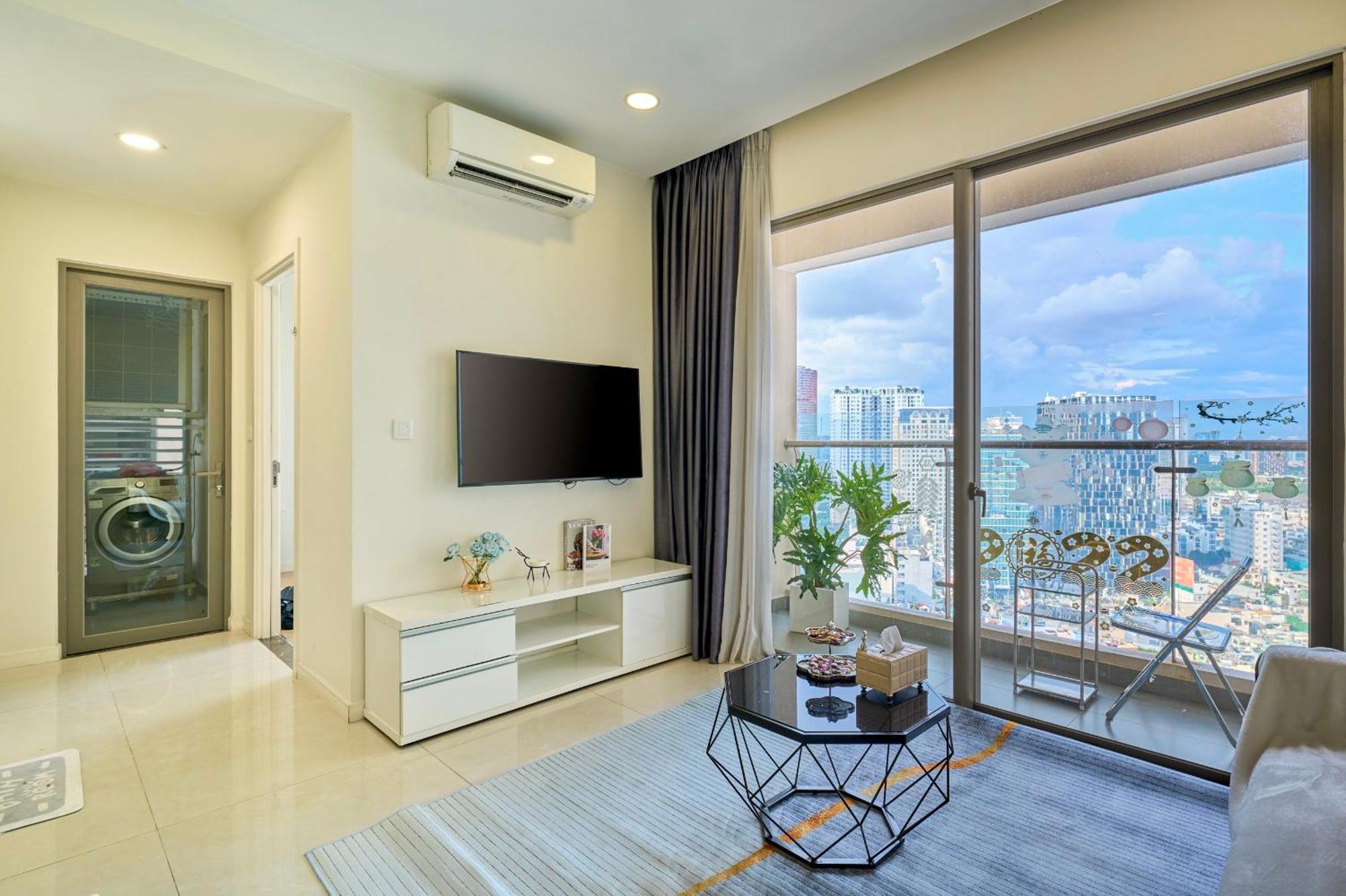 Amber Luxury Millennium Free Pool Apartment