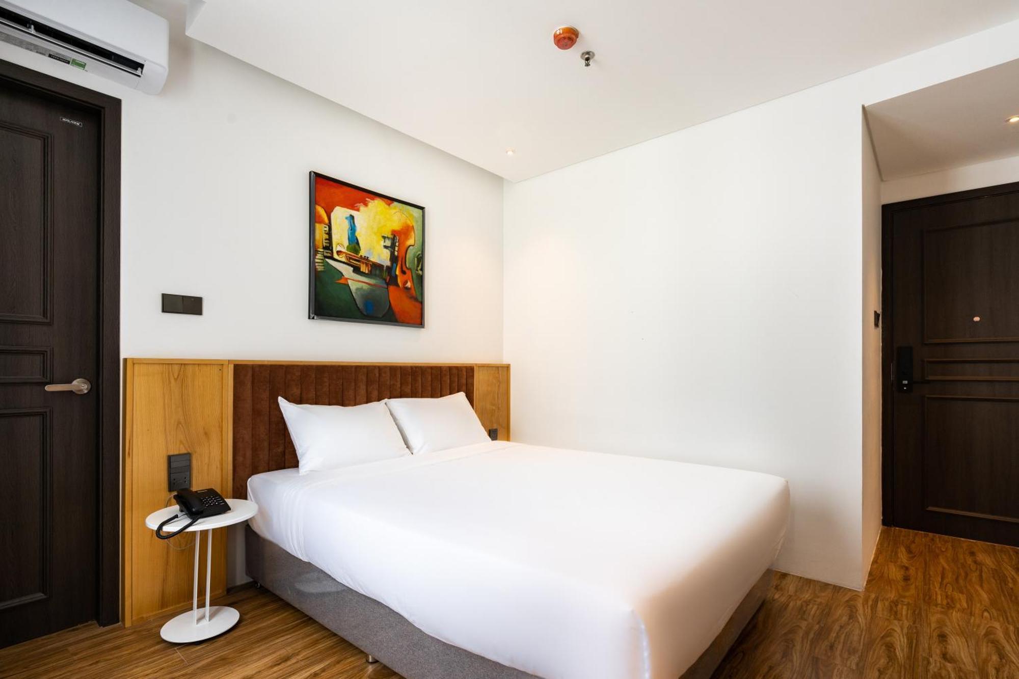 Haven Hut Hotel 2*