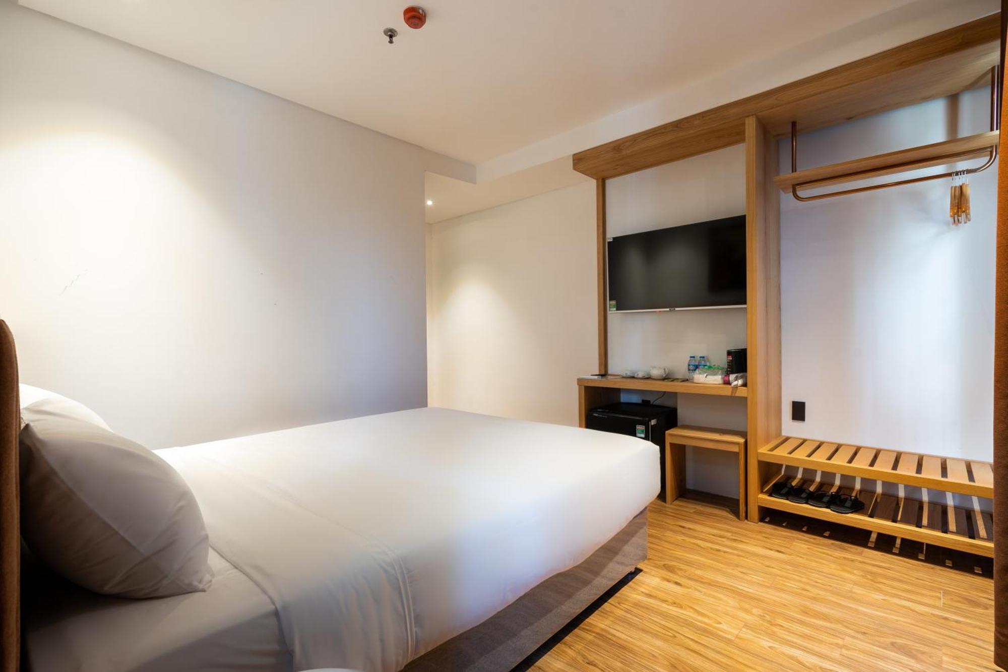 Haven Hut Hotel 2*