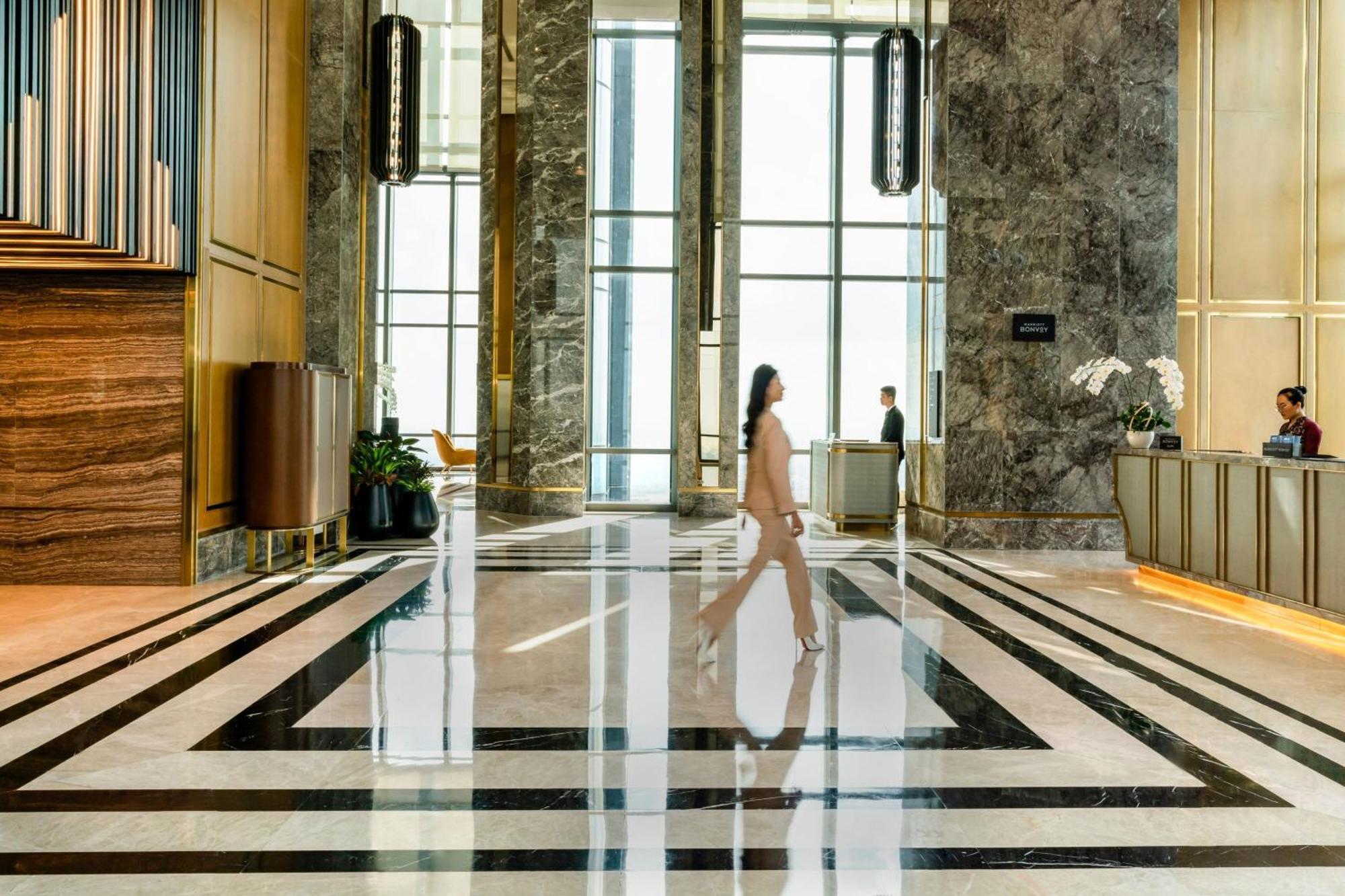 Vinpearl Landmark 81, Autograph Collection