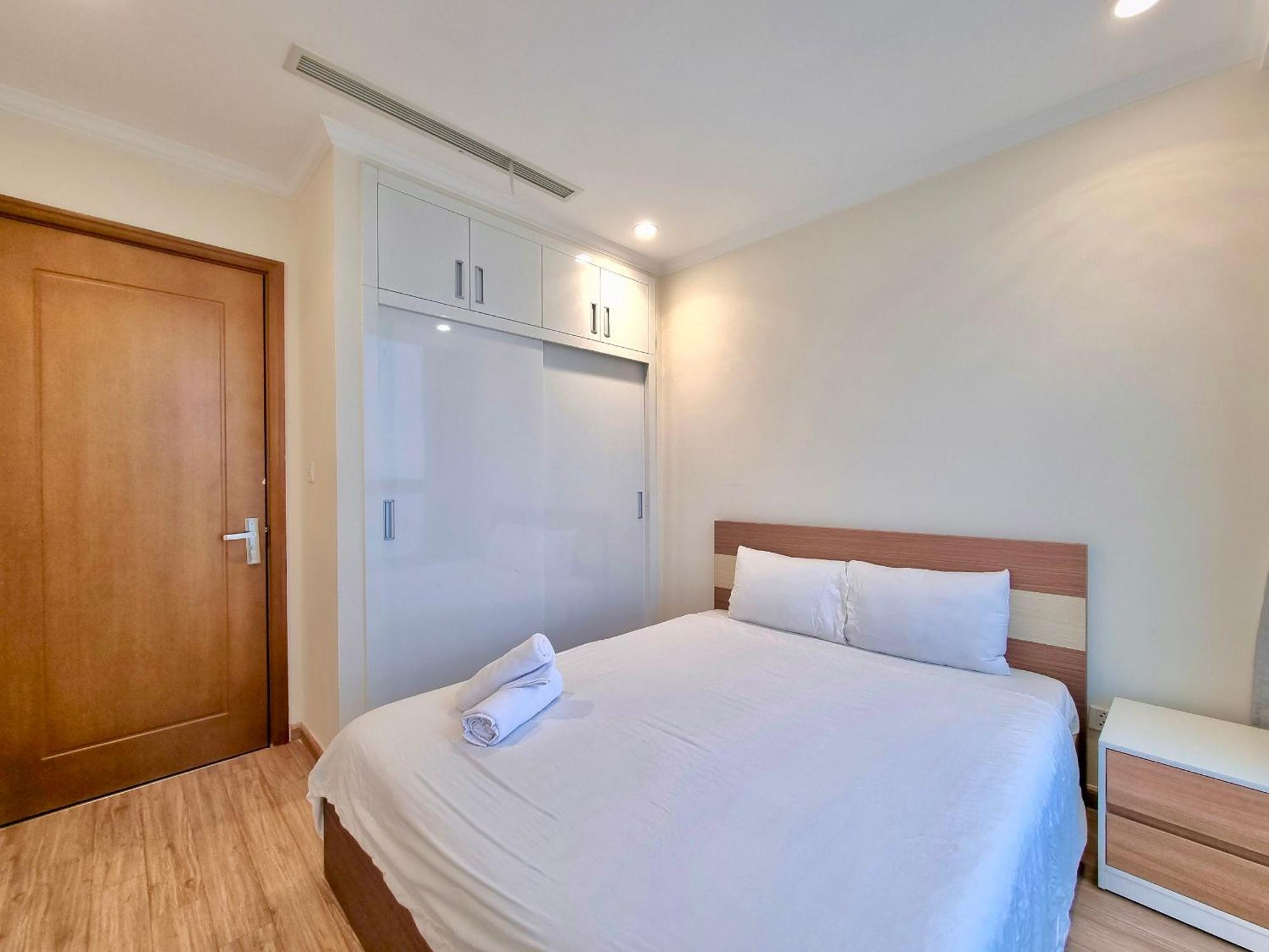 Apartment Happy Homes - Vinhomes Park