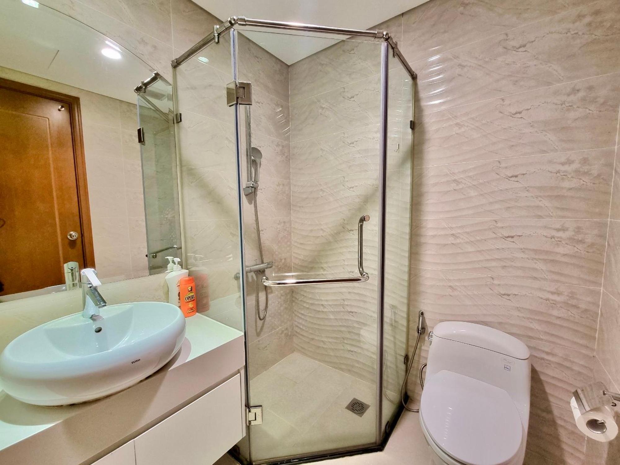 Happy Homes - Vinhomes Park Apartment *