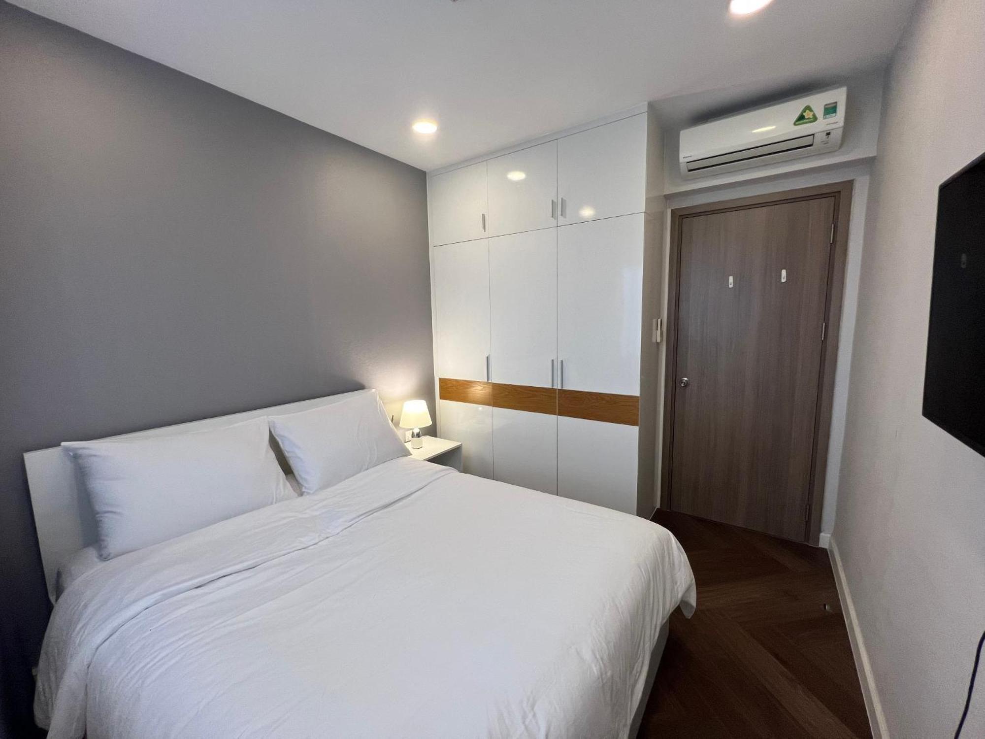 Icon 56 Building X 8pax, Saigon, Nr District 1, Quan 4, Thanh Pho Ho Chi Minh, Vietnam * Ho Chi Minh City