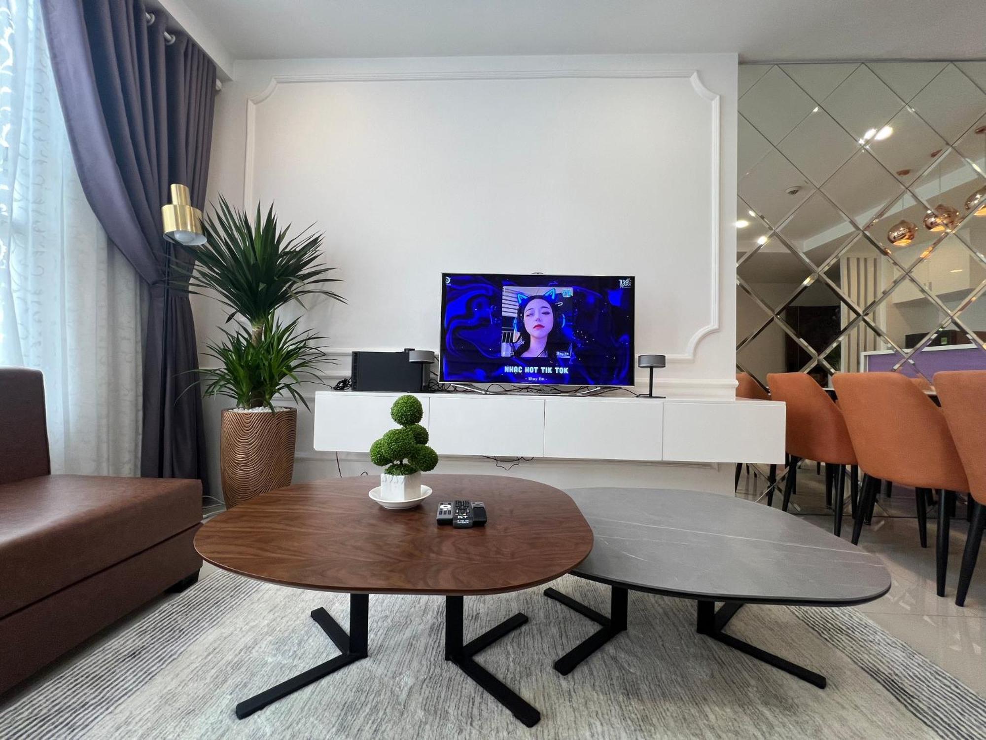 Apartment Icon 56 Building X 8pax, Saigon, Nr District 1, Quan 4, Thanh Pho Ho Chi Minh, Vietnam *