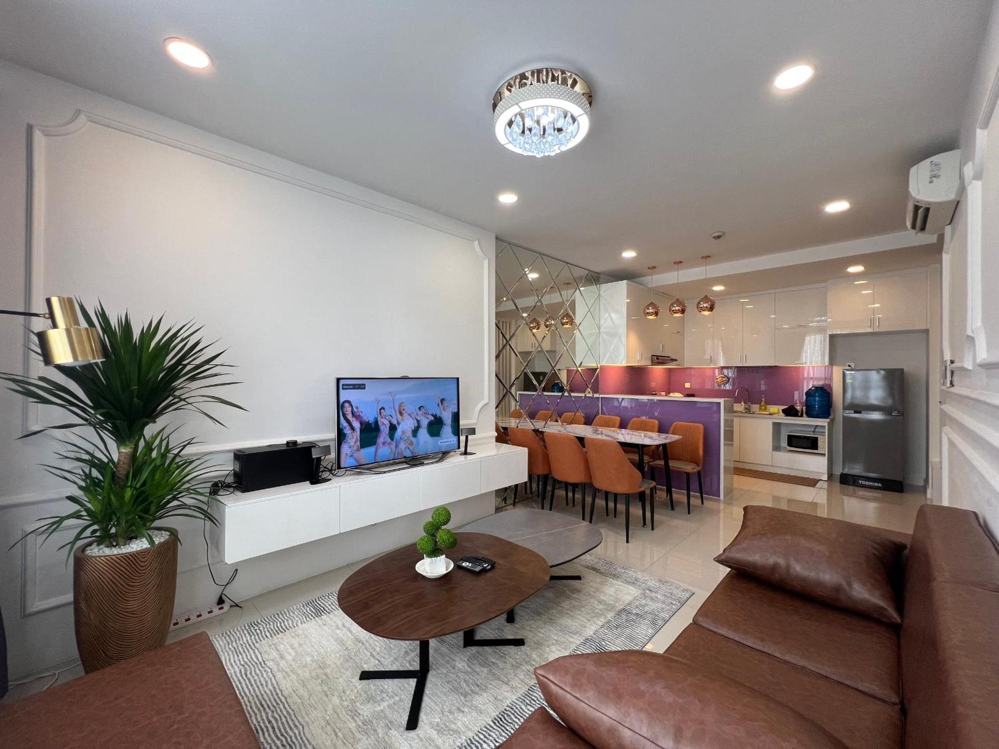 Icon 56 Building X 8pax, Saigon, Nr District 1, Quan 4, Thanh Pho Ho Chi Minh, Vietnam Apartment