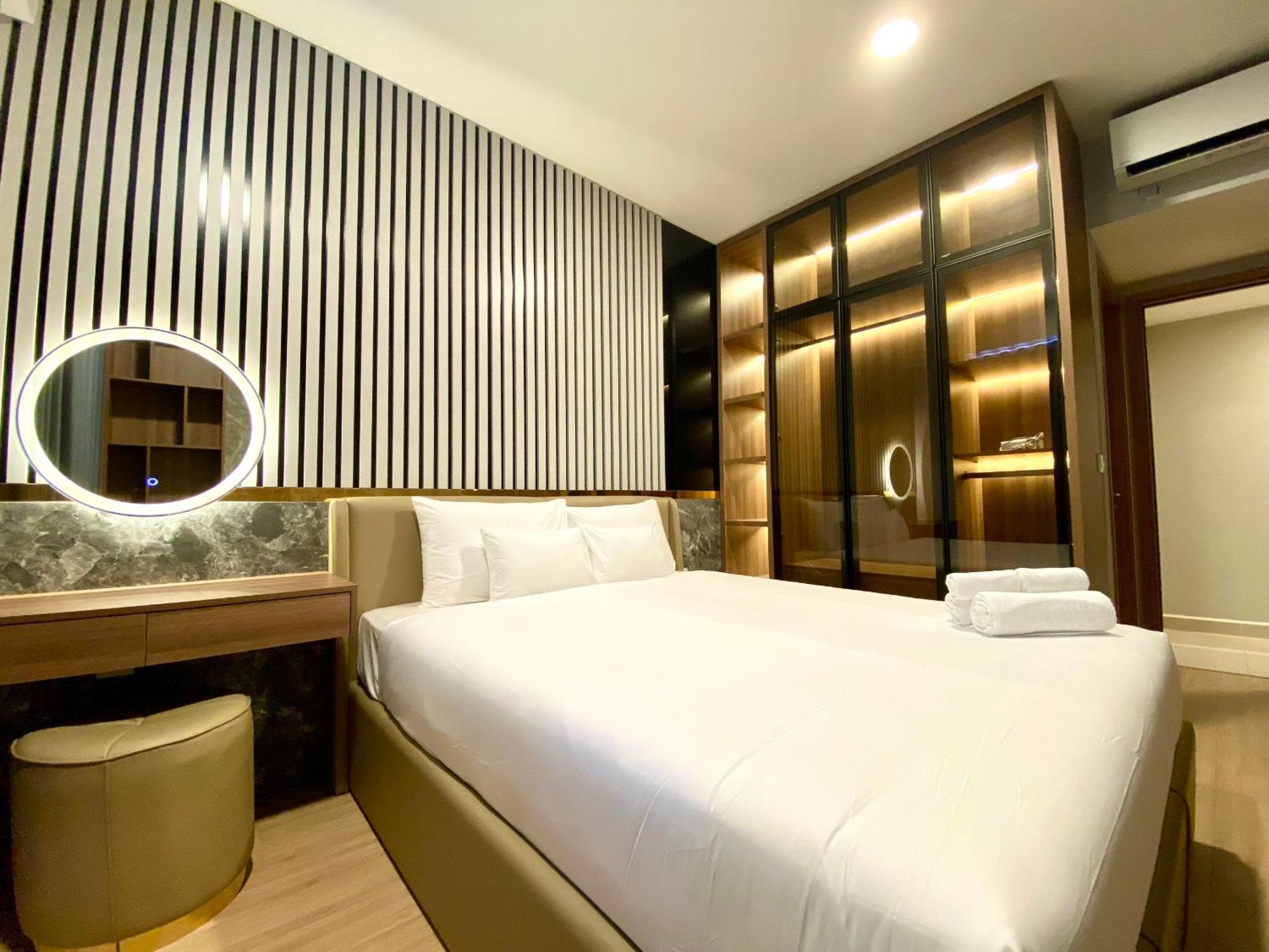 Soho - Luxury Stay, Next To Benthanh Market *
