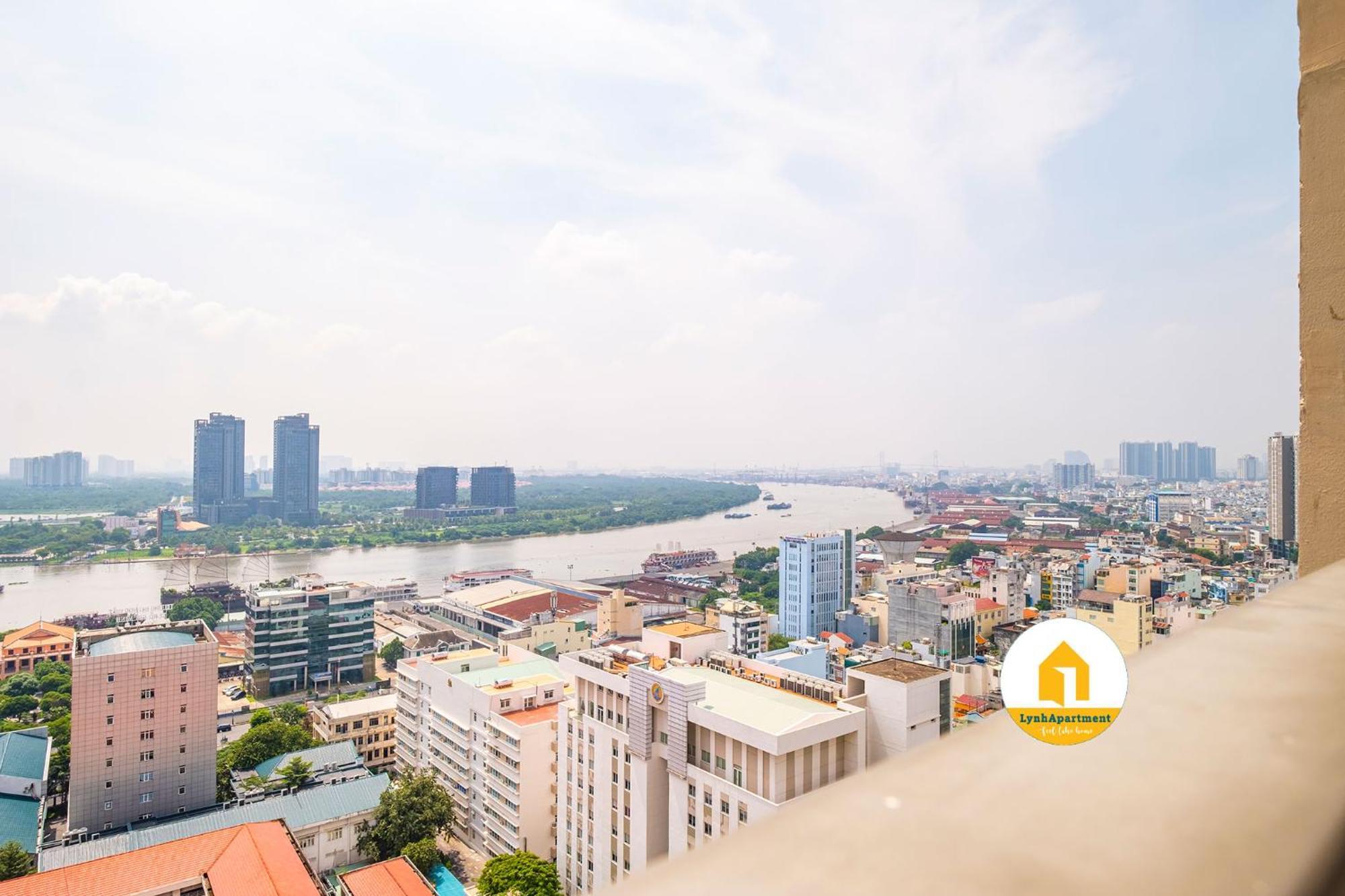 Lynh Saigon D4 Apartment *