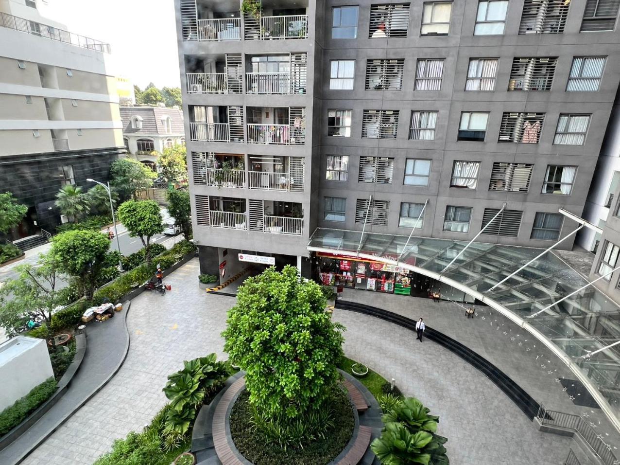 Ihome Furnished In Orchard Garden Building With Free Gym & Pool, Airport Pick-up Service Ho Chi Minh City
